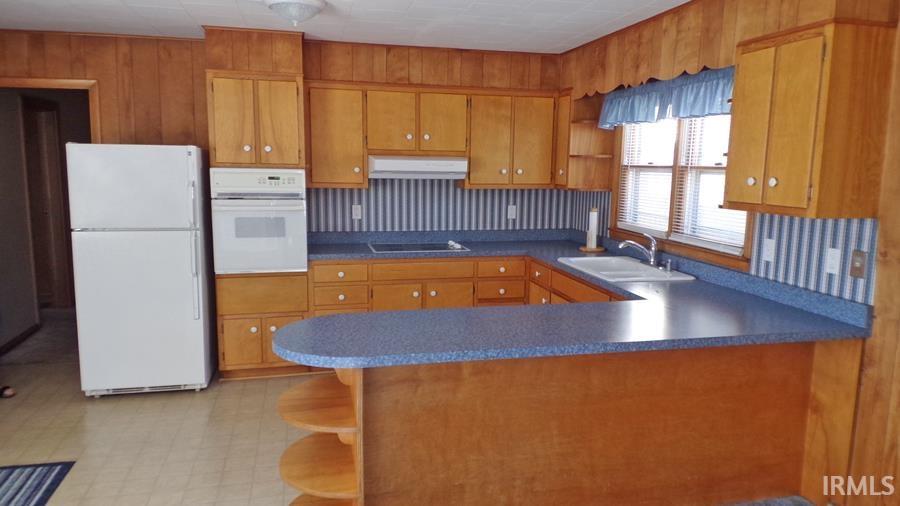 122 E Swartzel Avenue