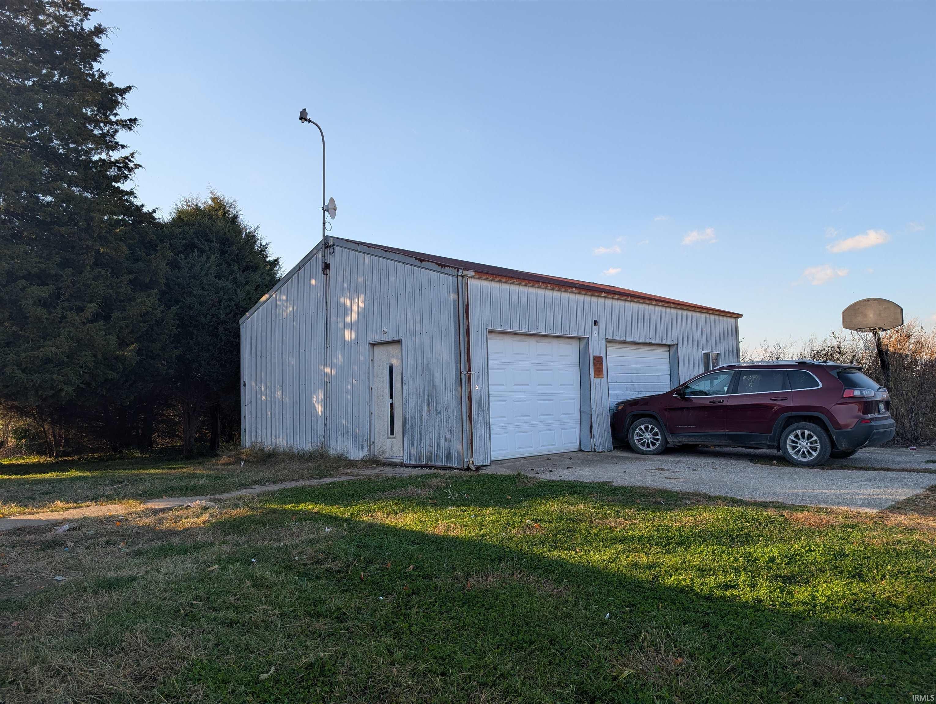 8189 S Campbell Road