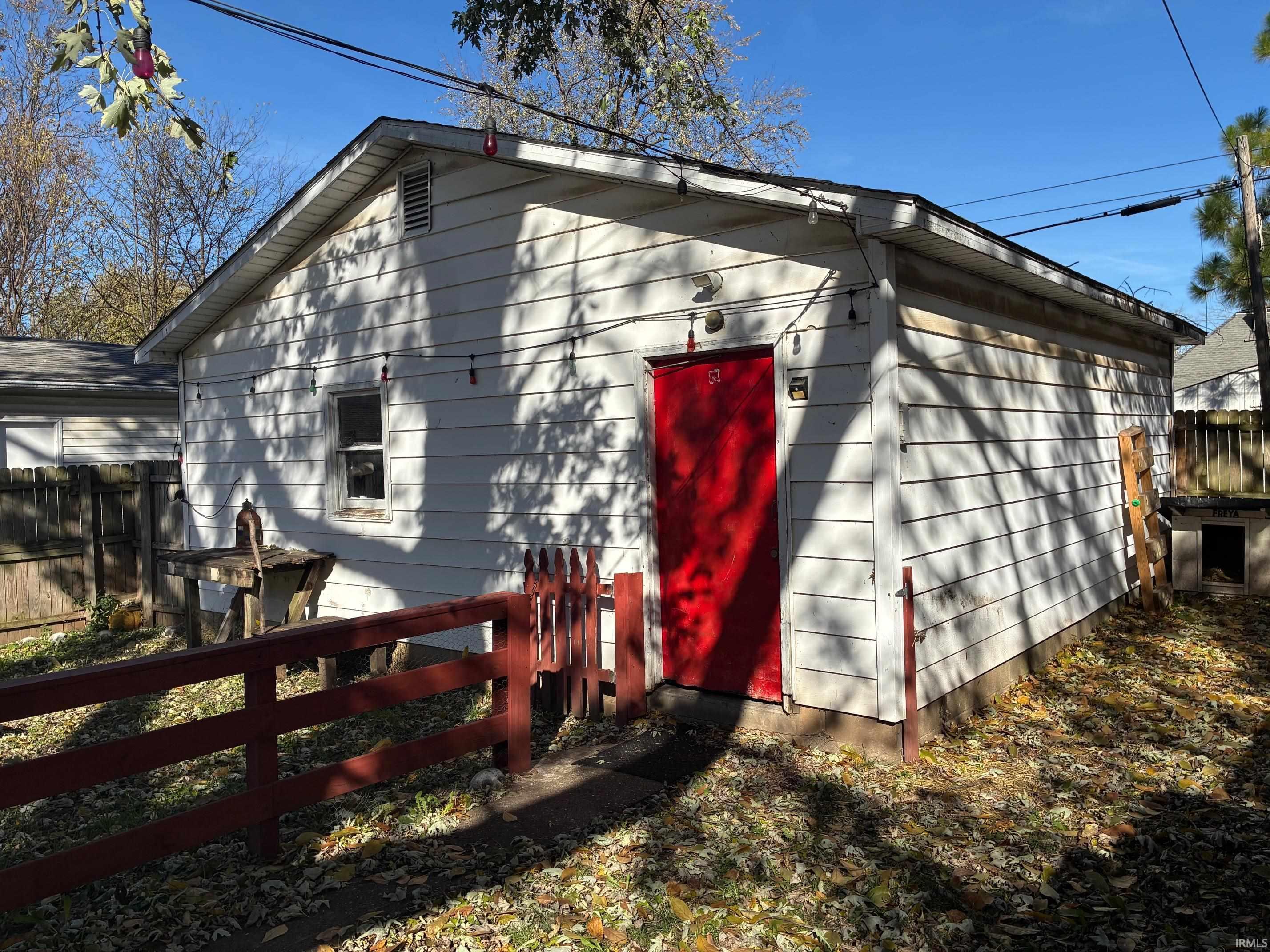 120 E Swartzel Avenue