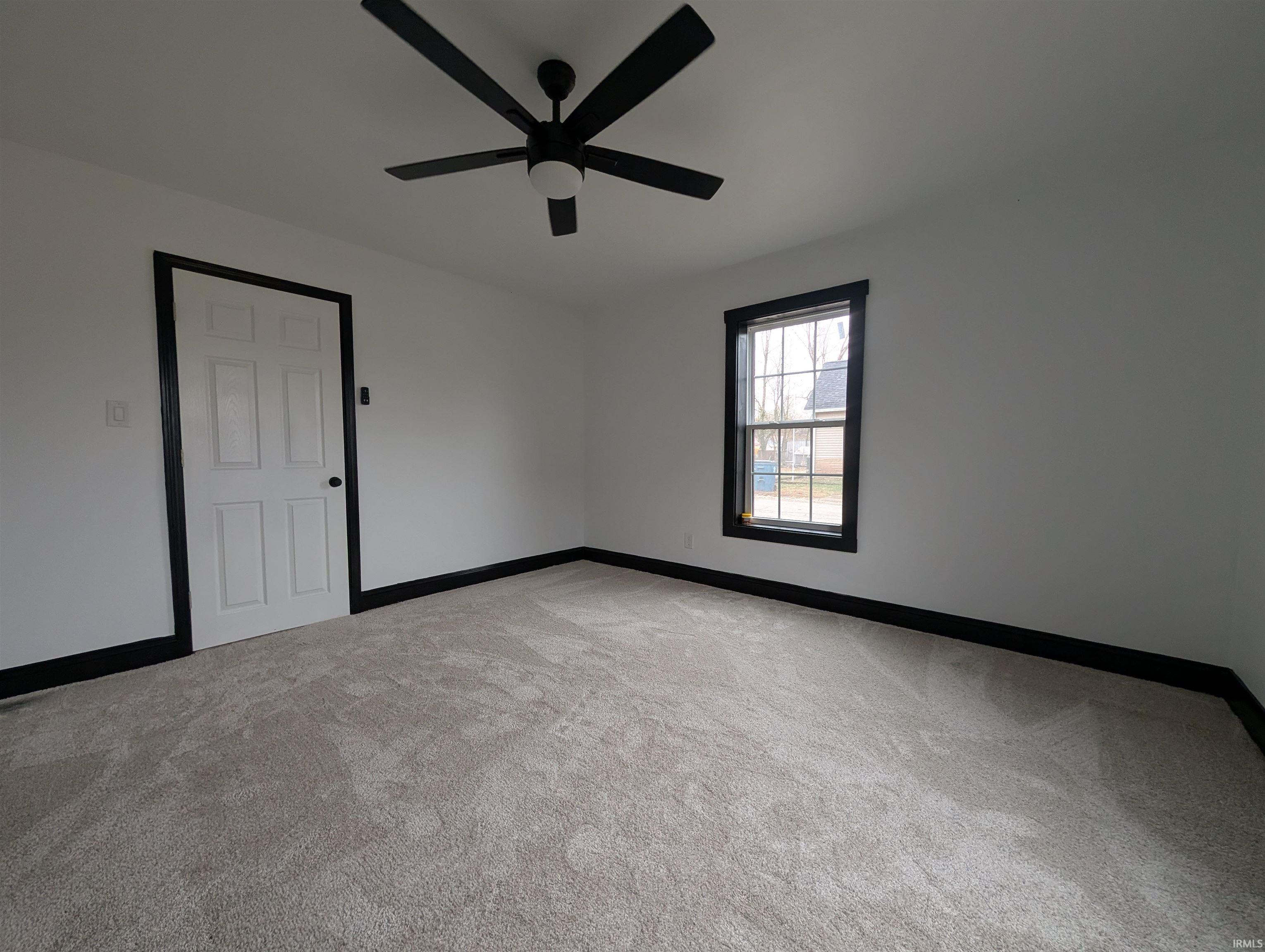 307 W Giltner Street