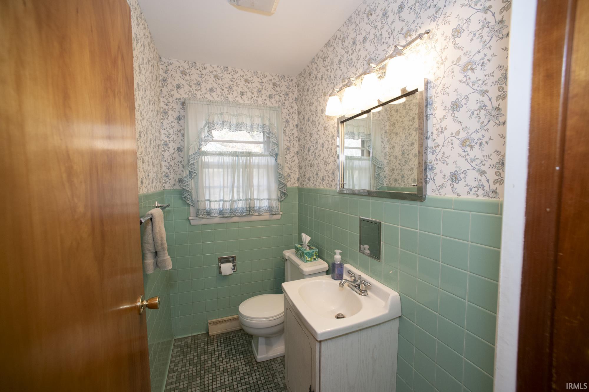 2006 Prospect Avenue