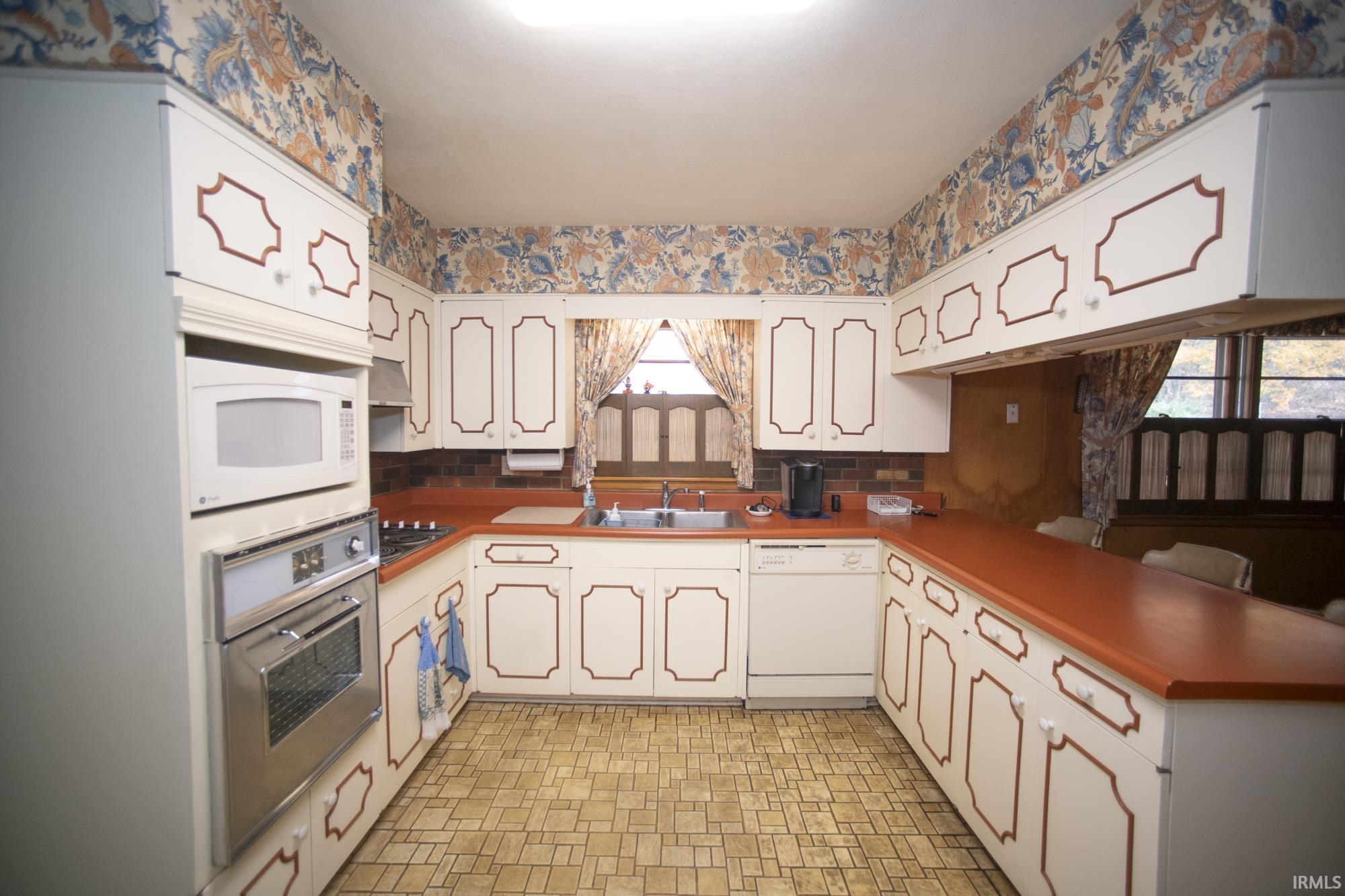 2006 Prospect Avenue