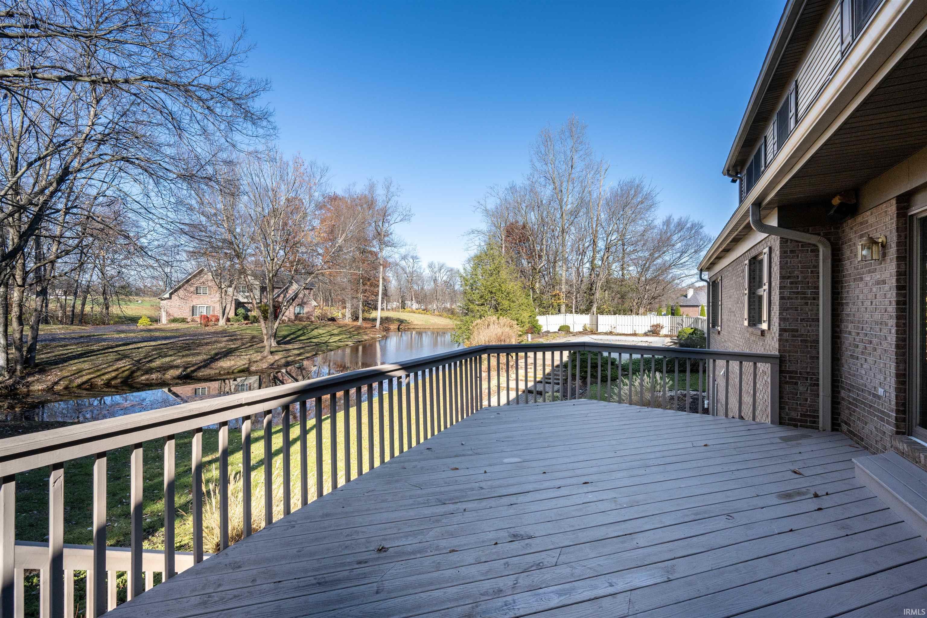 1215 N Mulberry Lane