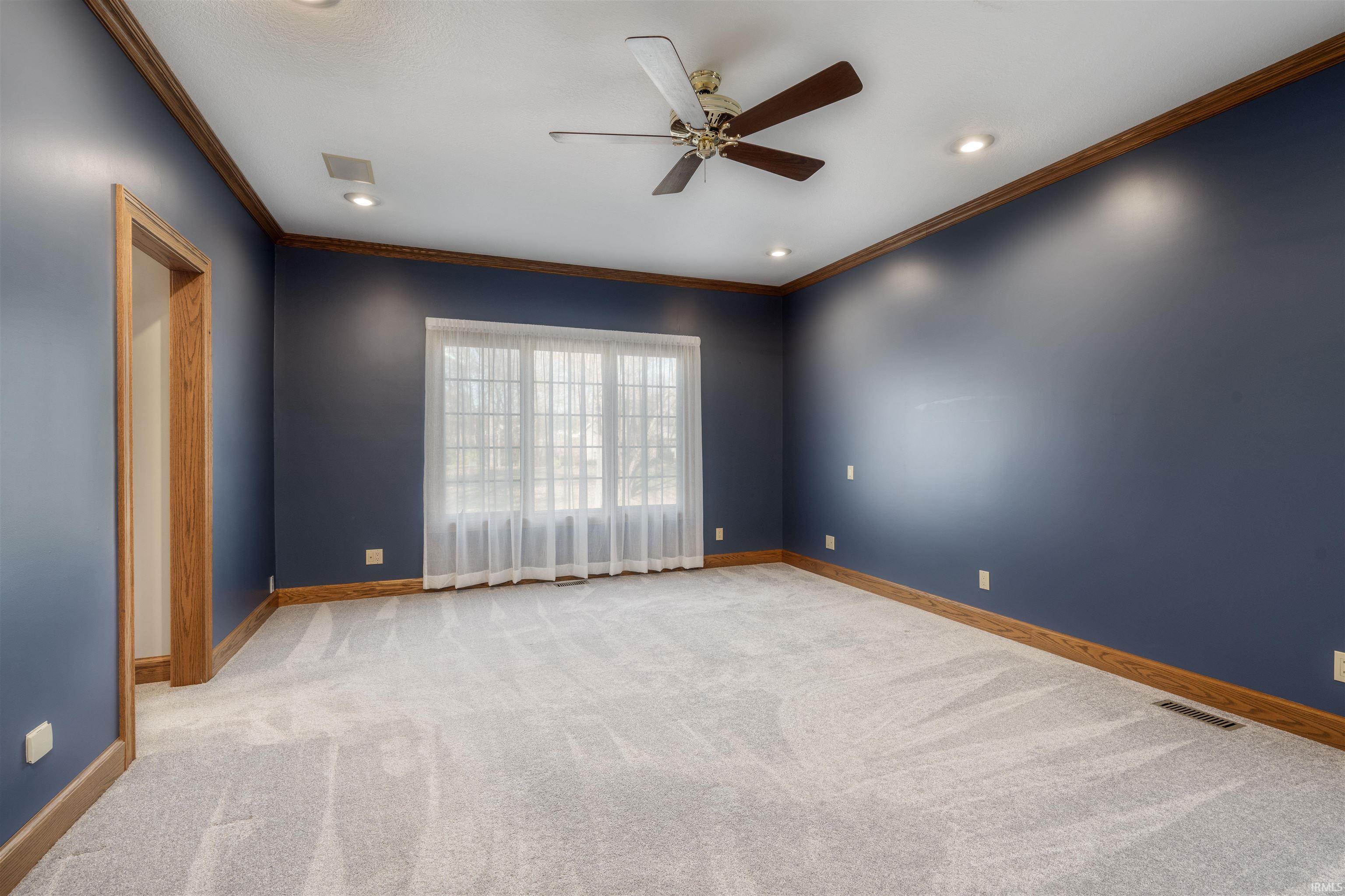 1215 N Mulberry Lane