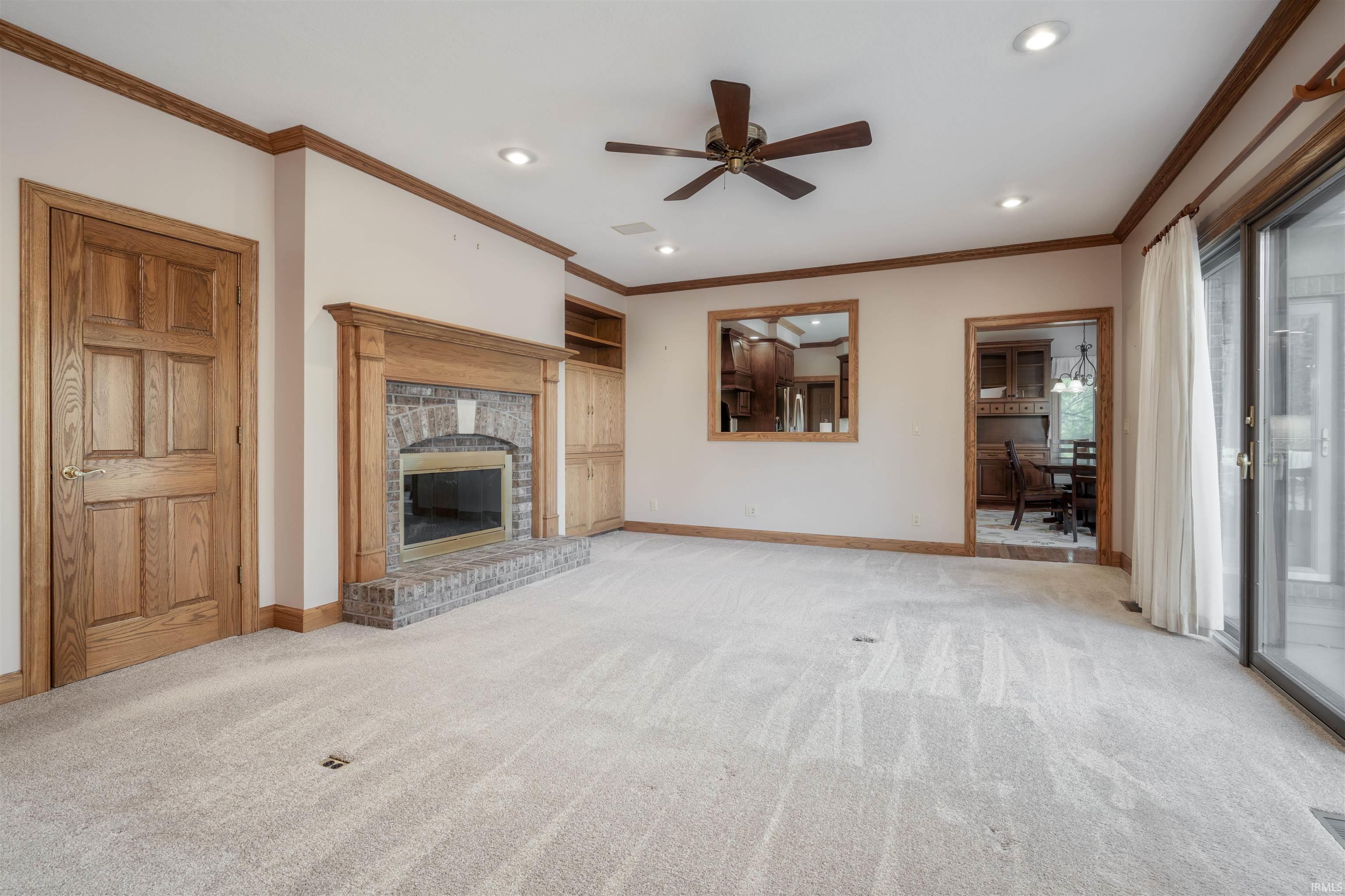 1215 N Mulberry Lane