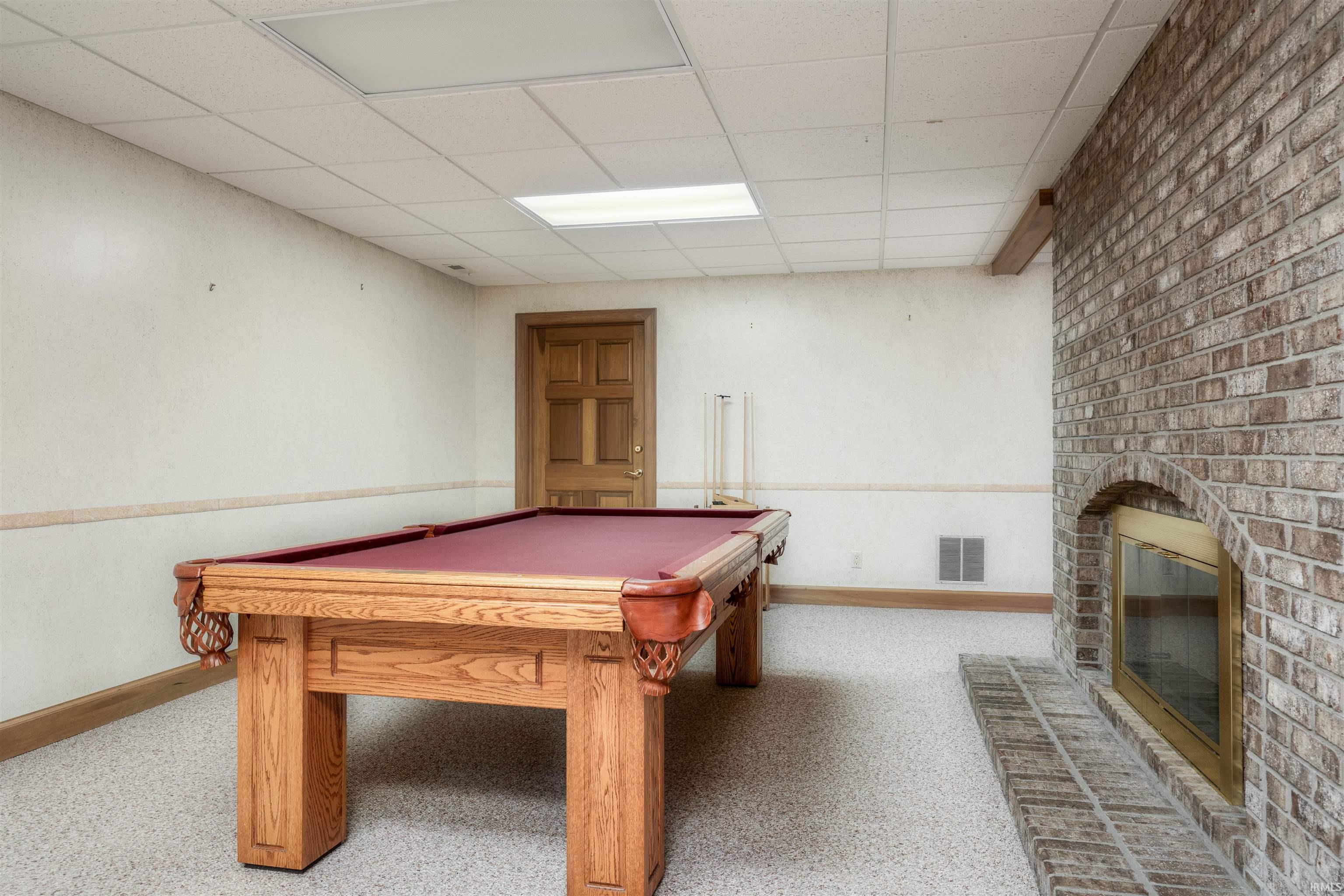 1215 N Mulberry Lane