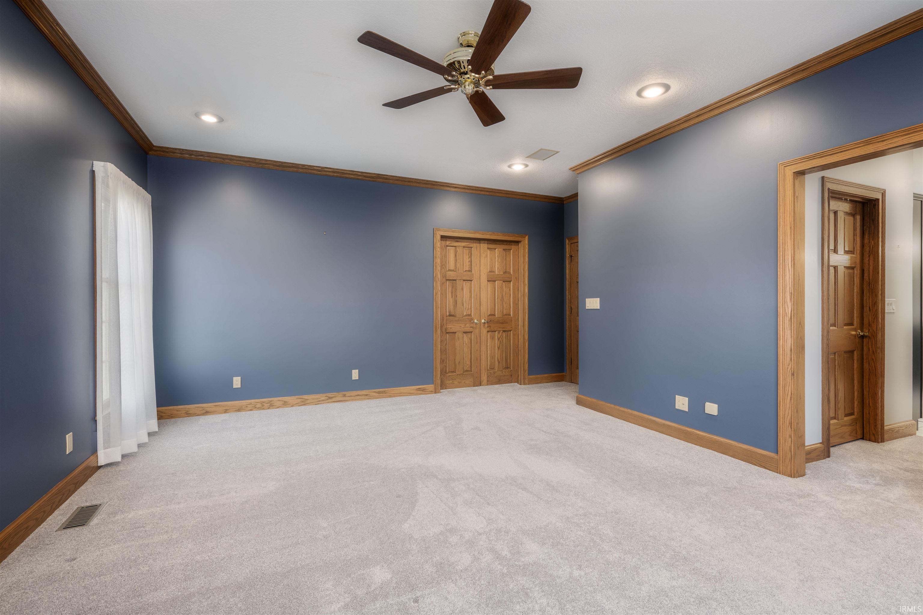 1215 N Mulberry Lane