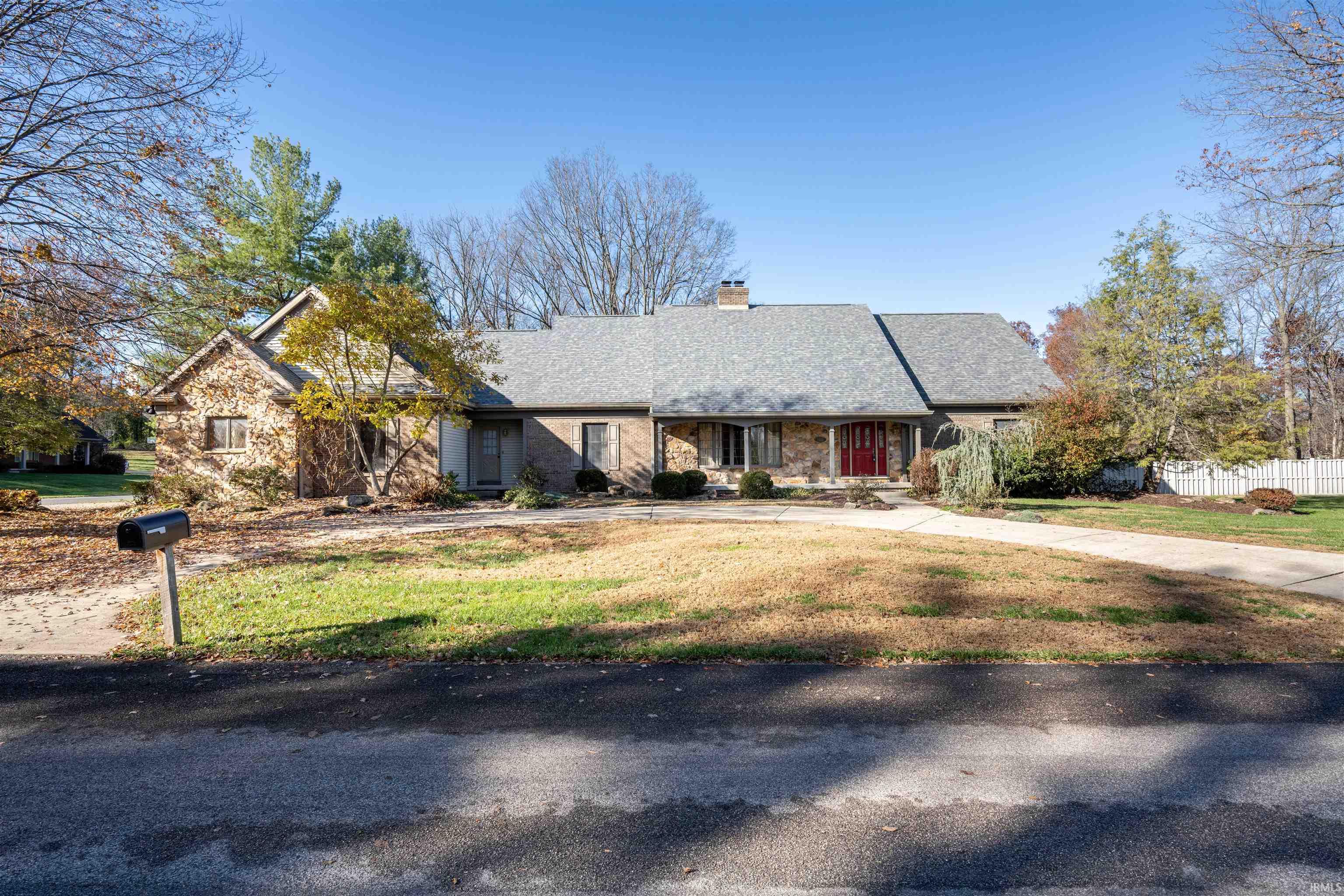1215 N Mulberry Lane