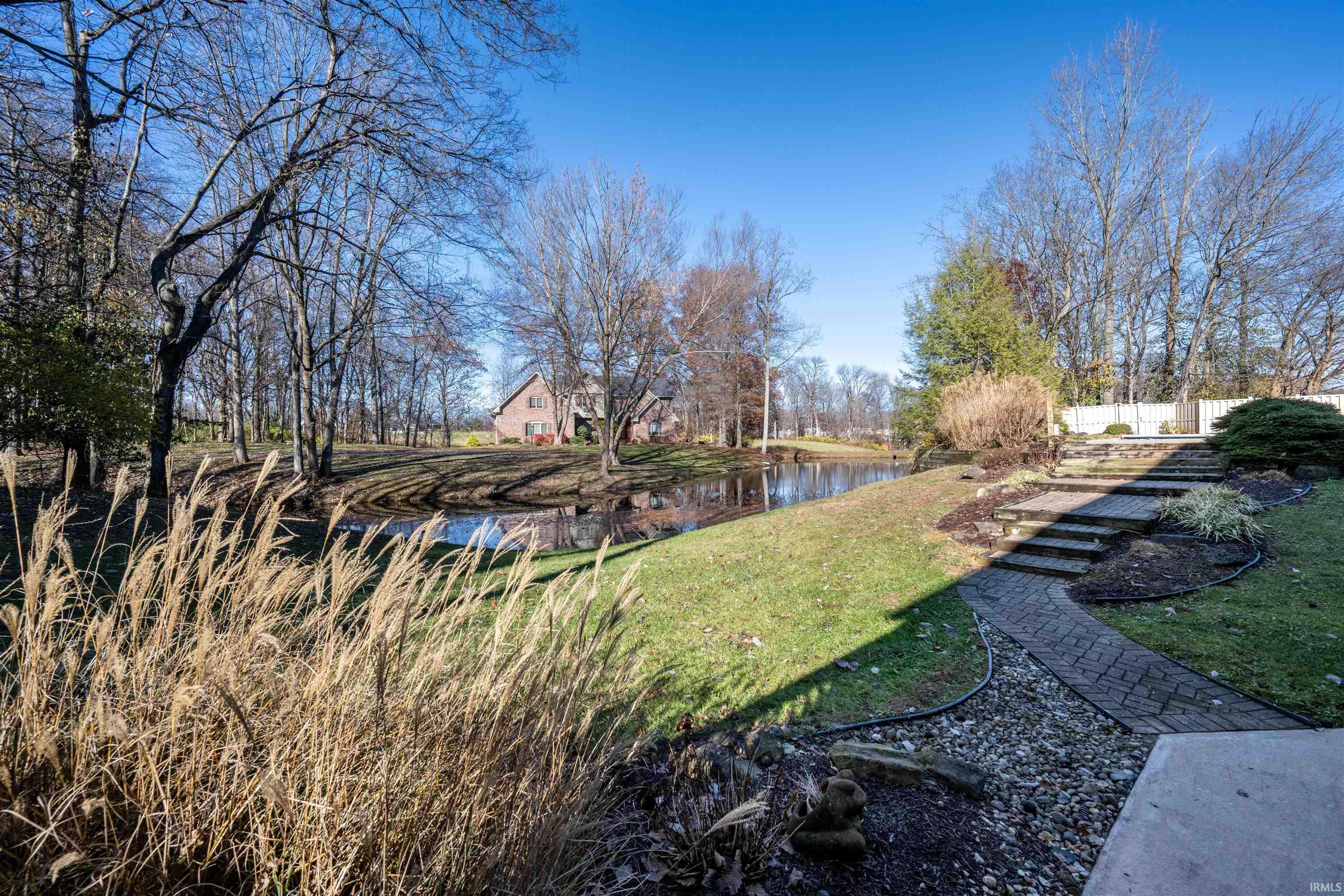 1215 N Mulberry Lane