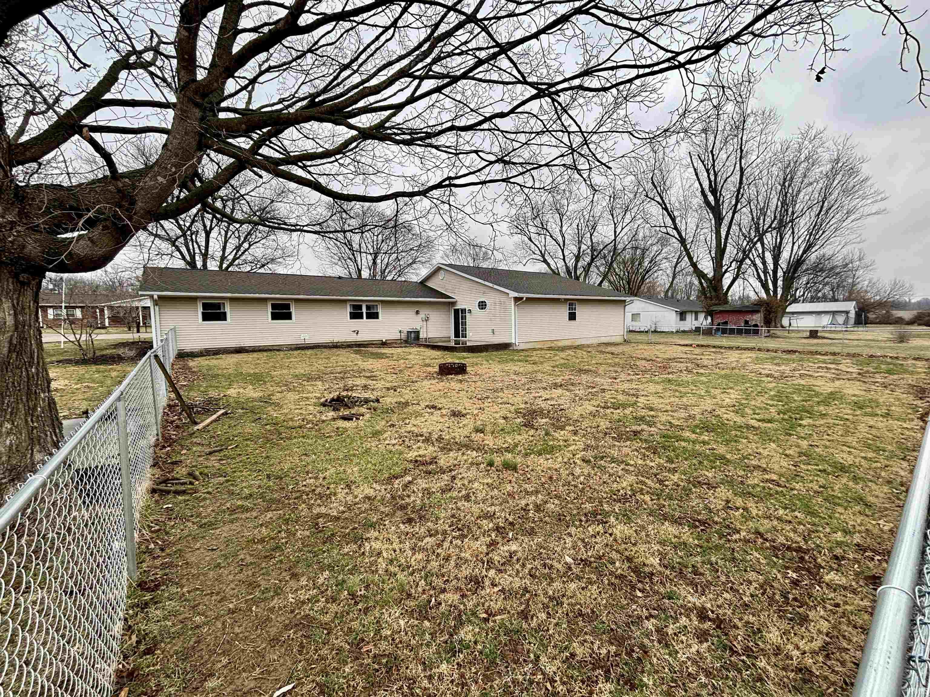 1905 E Schulze Road