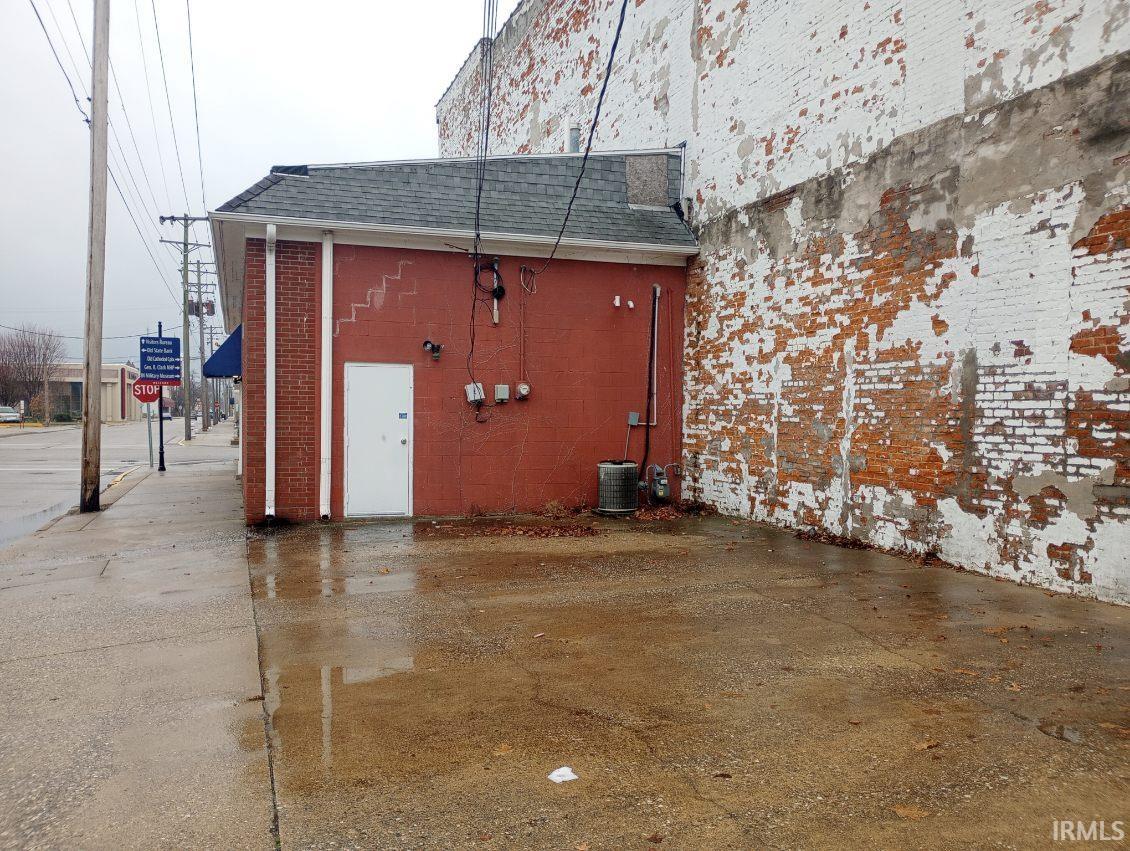 28 N 2nd Street