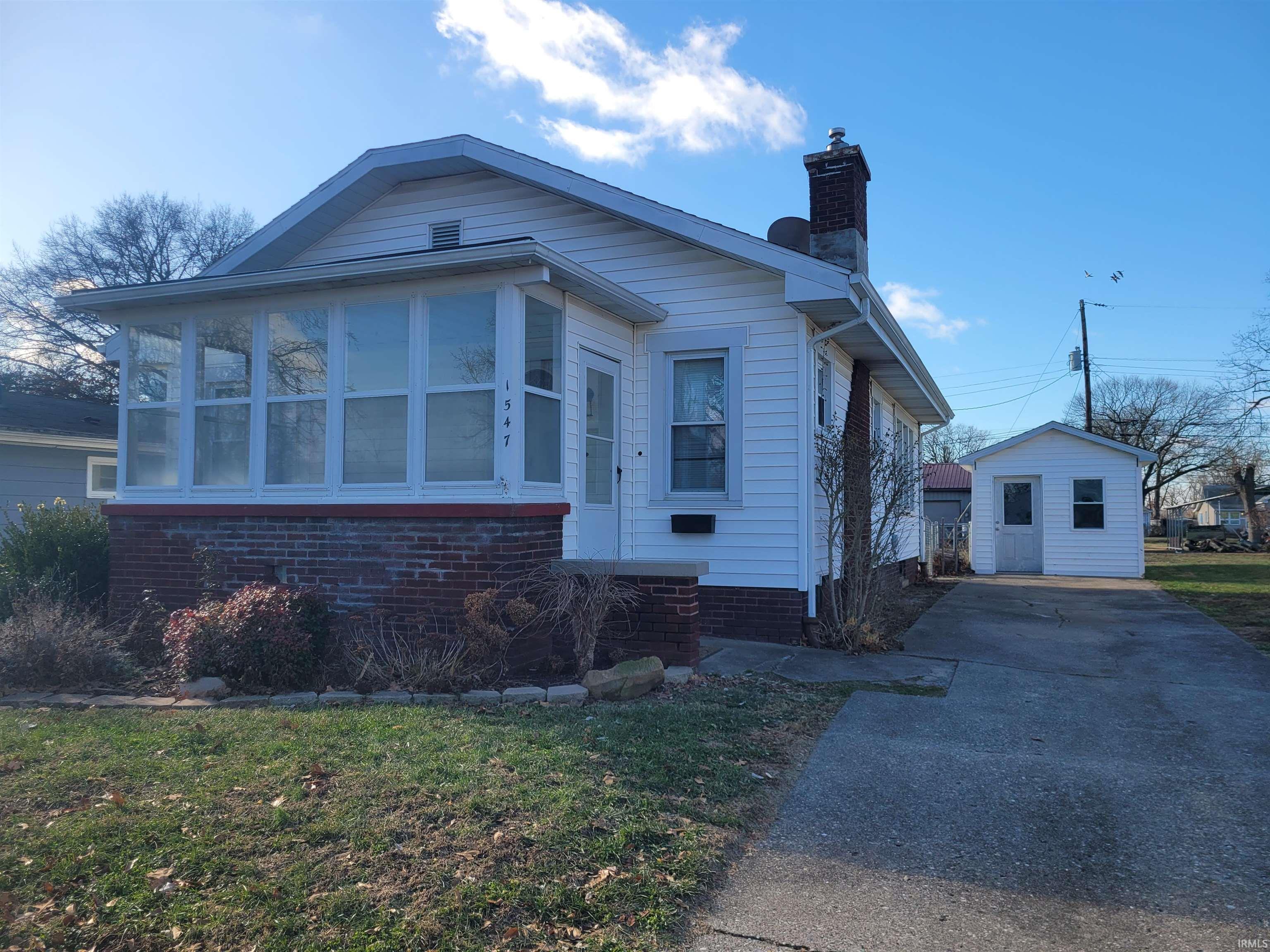 1547 E Locust Street