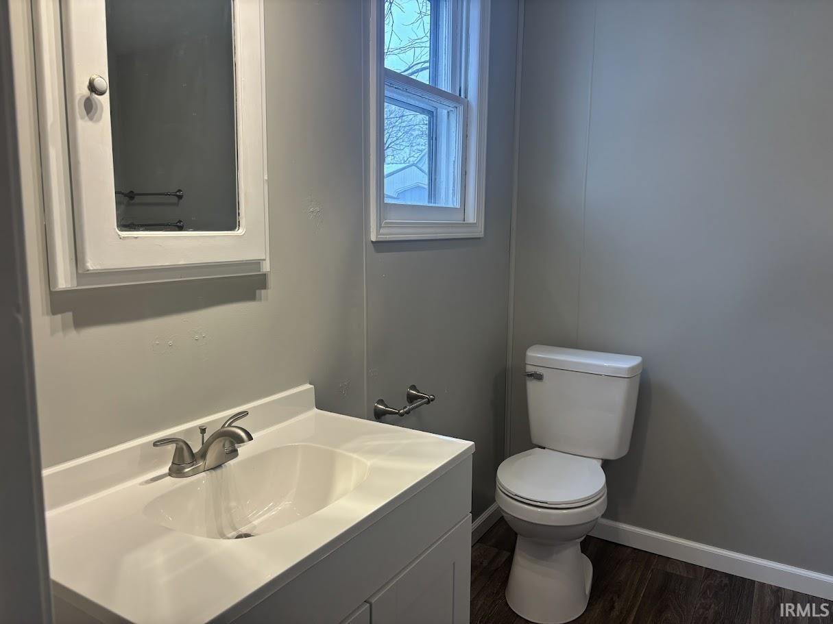 6 E Pearl Street