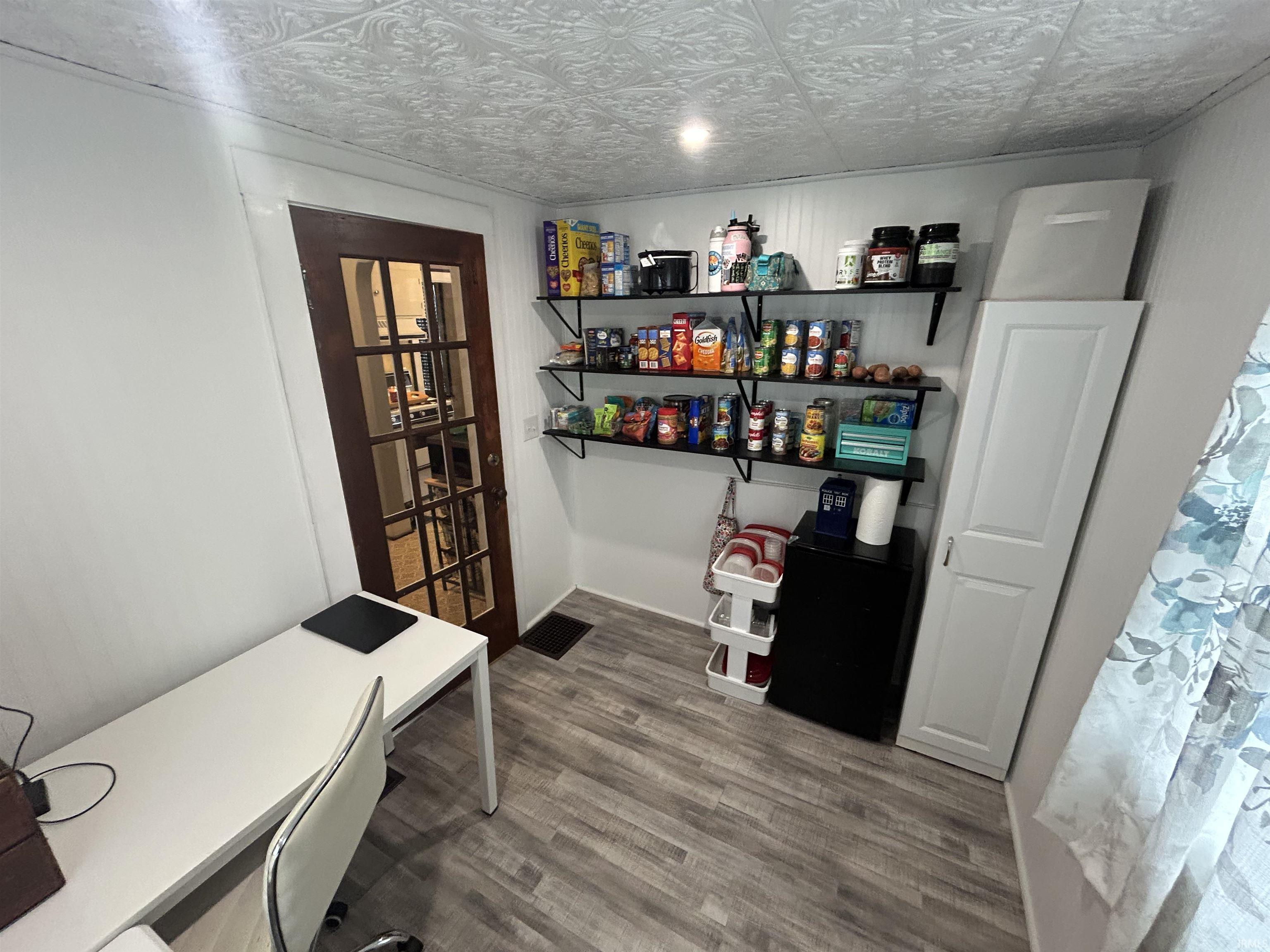 1172 E Locust Street