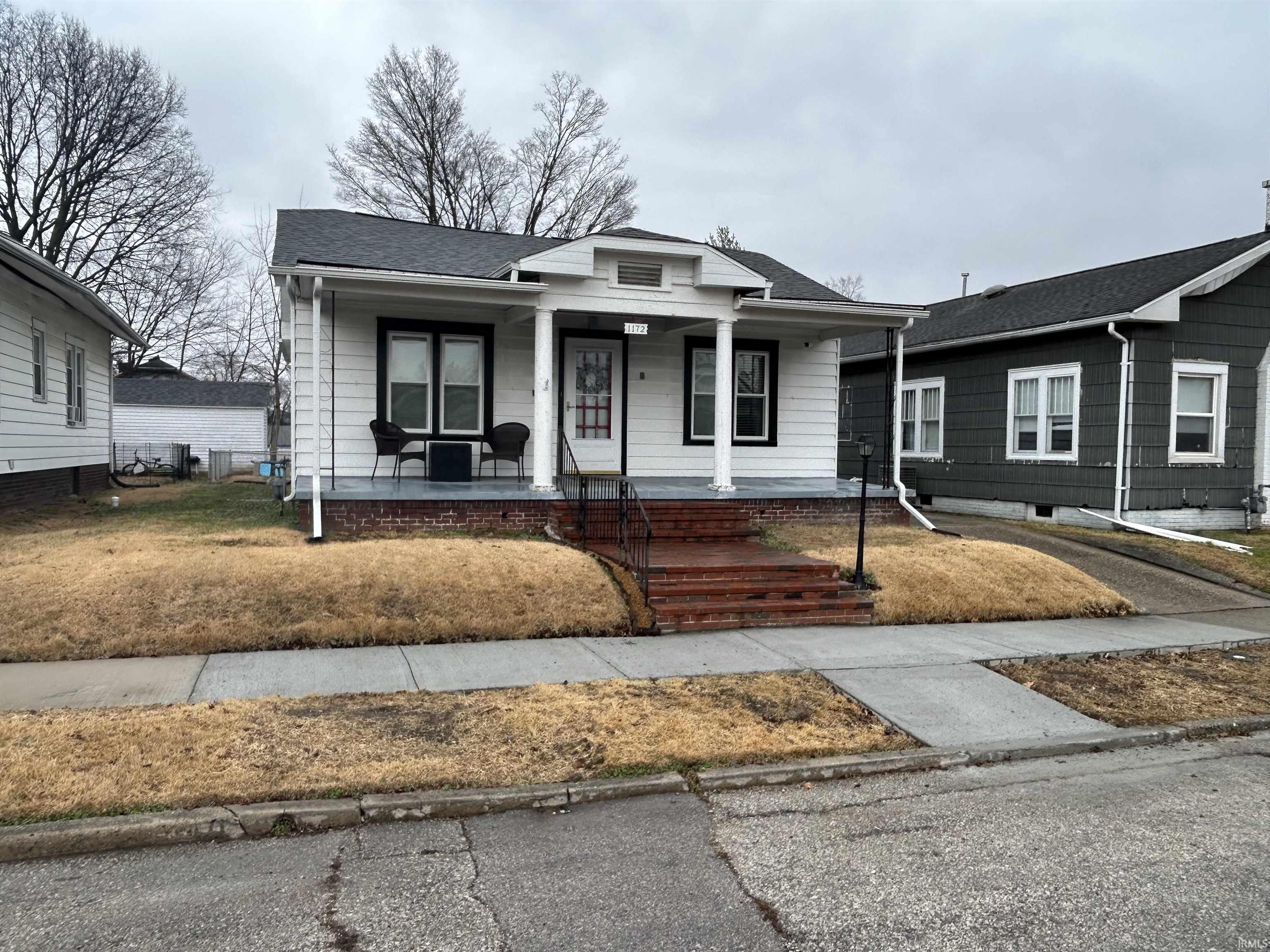 1172 E Locust Street