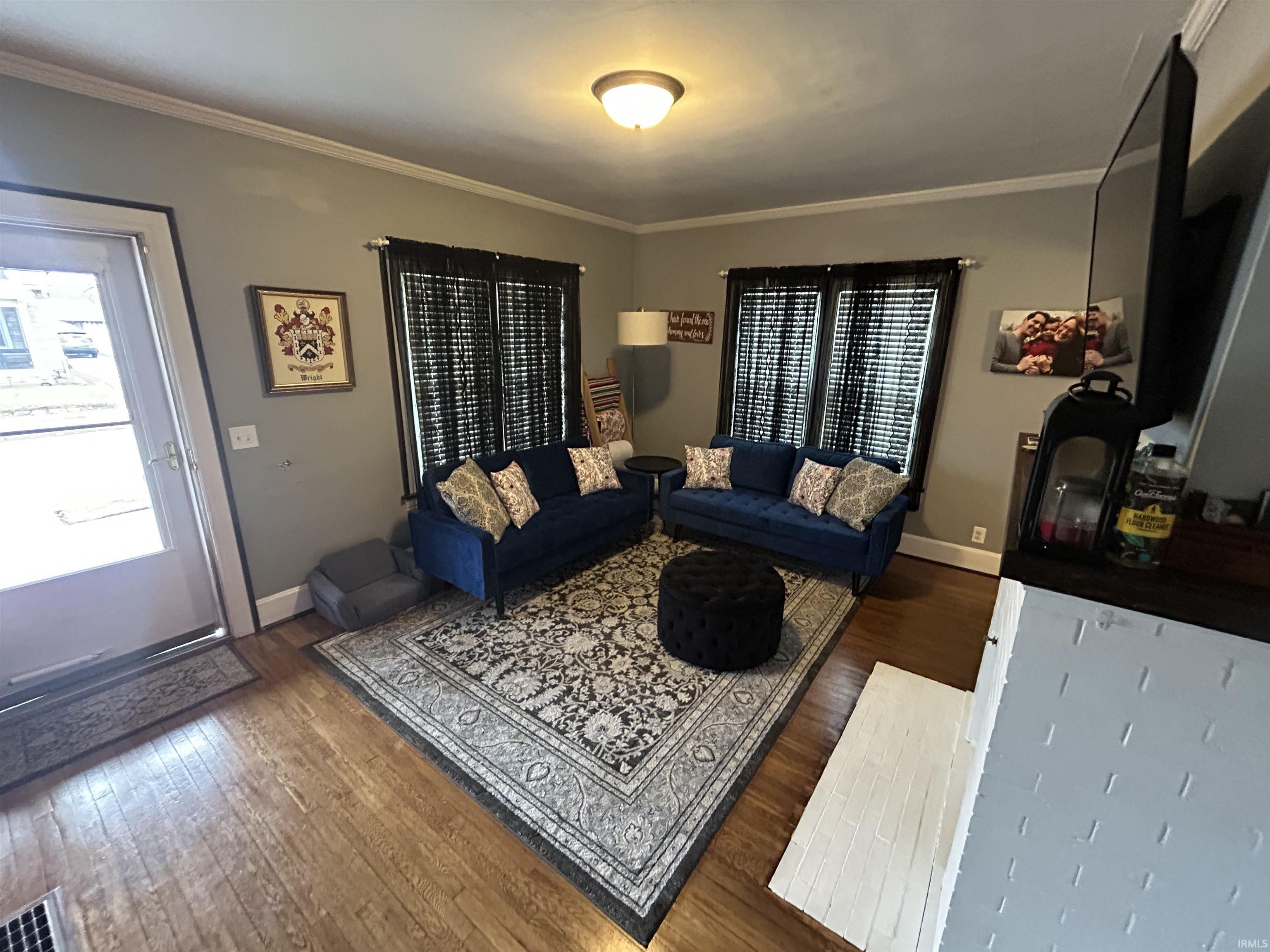 1172 E Locust Street