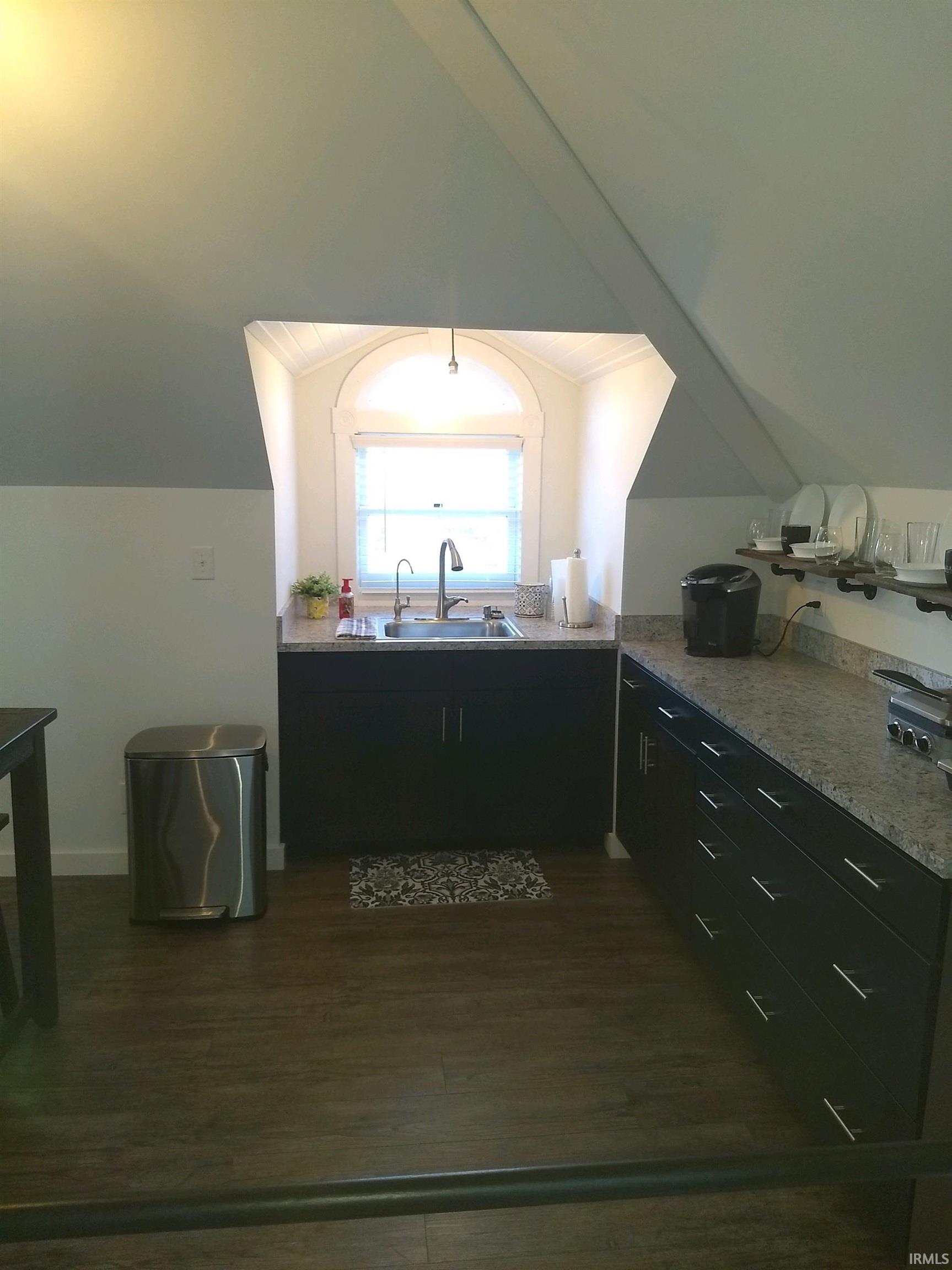 505 N 6th Street Unit: Loft