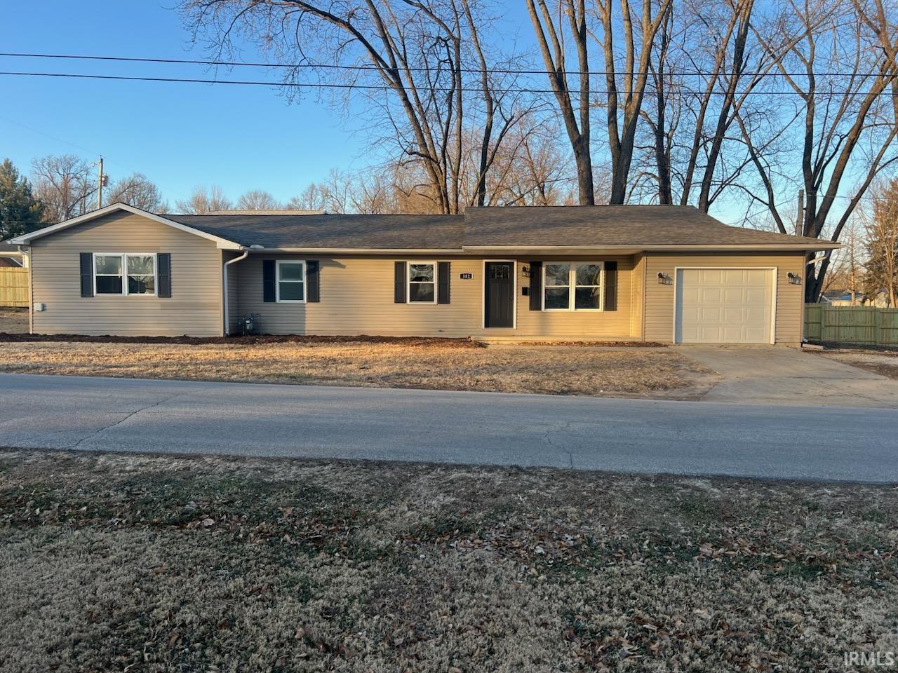302 W Maple Street