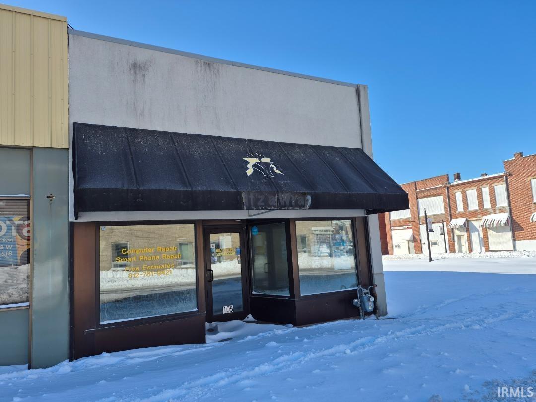 105 E Broadway Street
