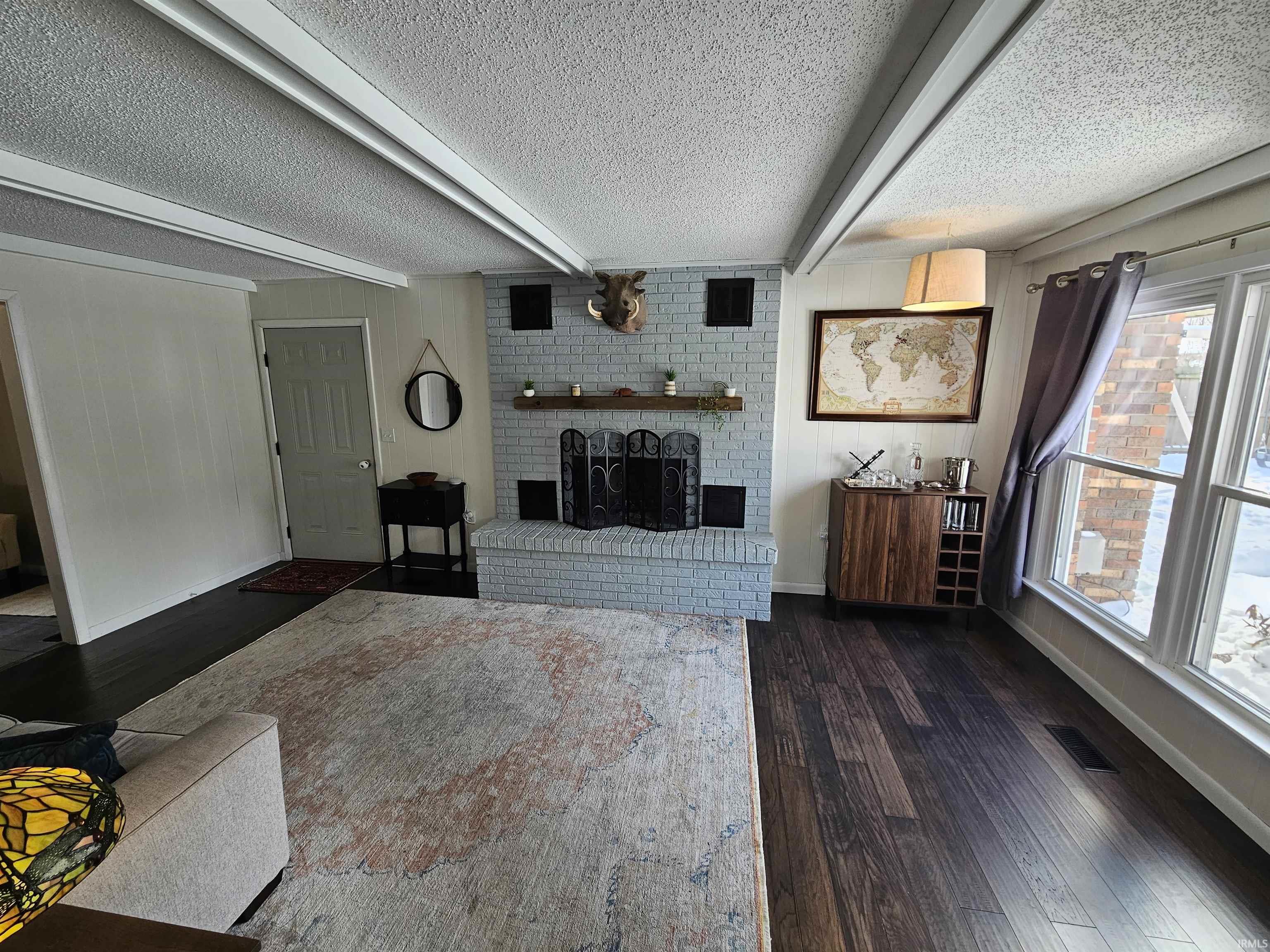 1810 Forbes Road