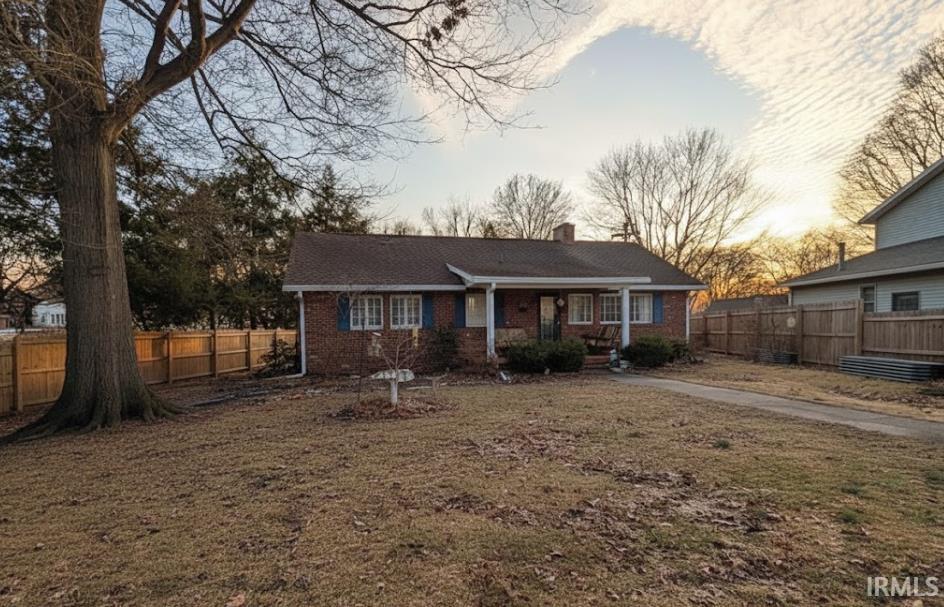 1611 Burnett Lane