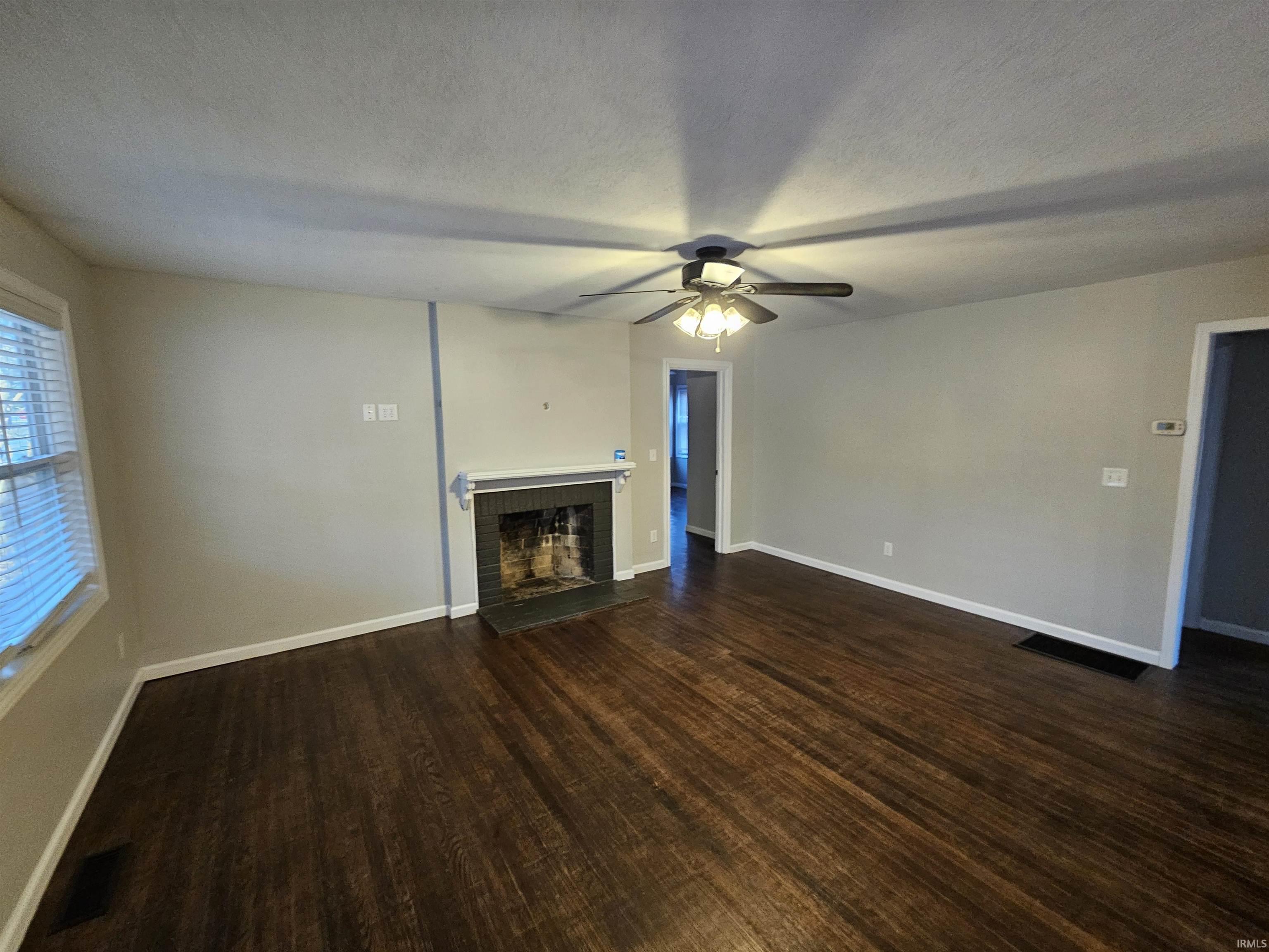 2333 E Navaho Drive