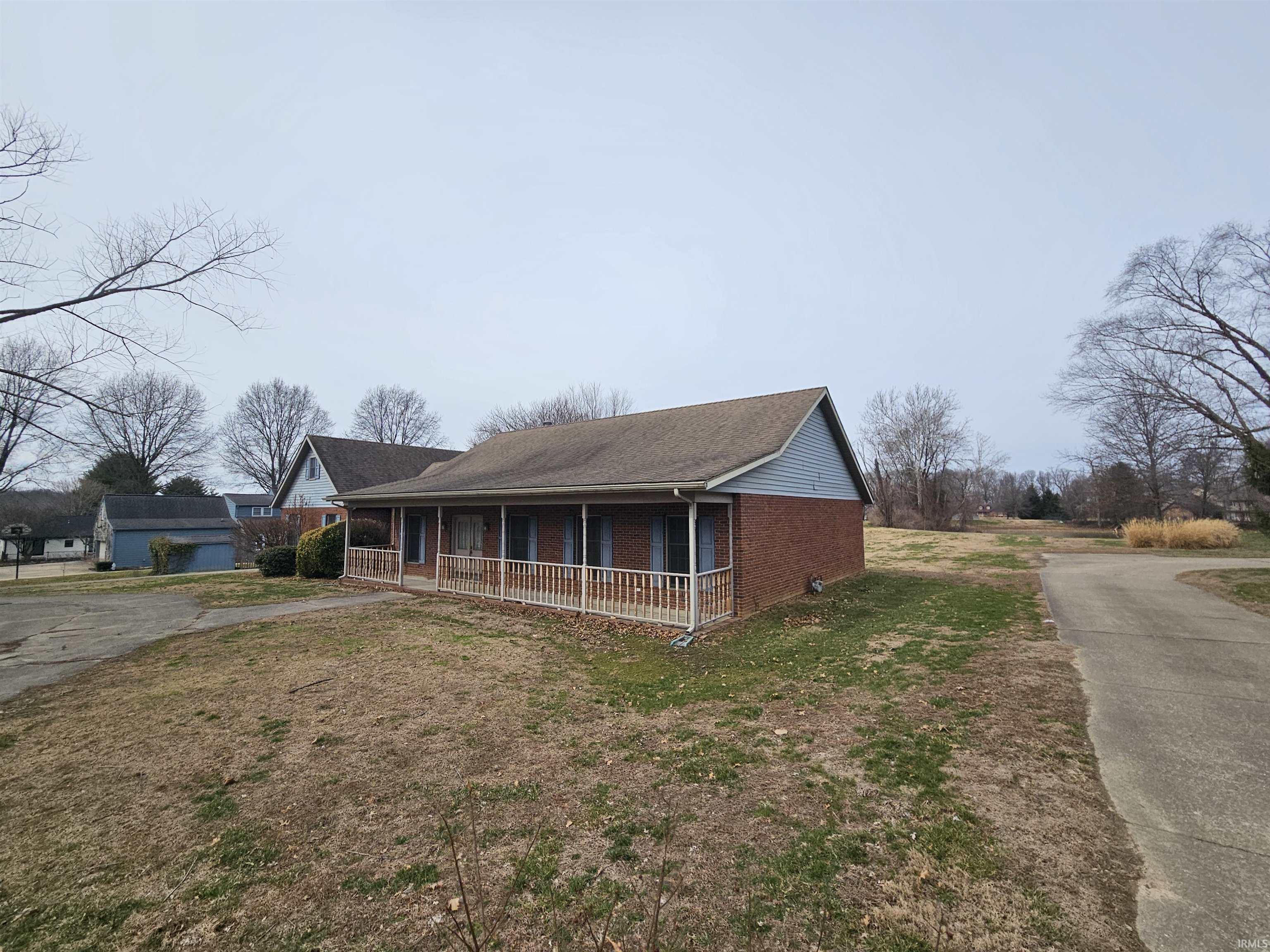 3564 E Emerald Drive