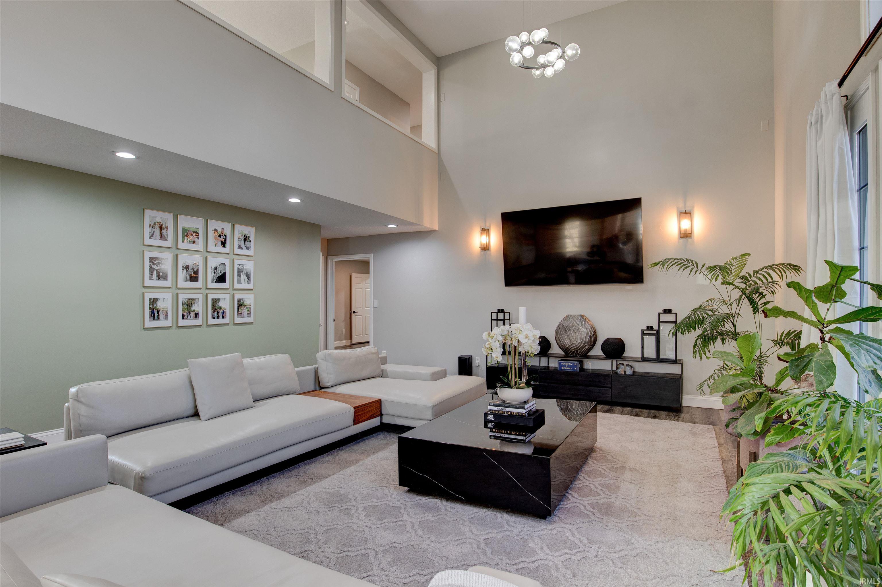3406 E Douglas Drive