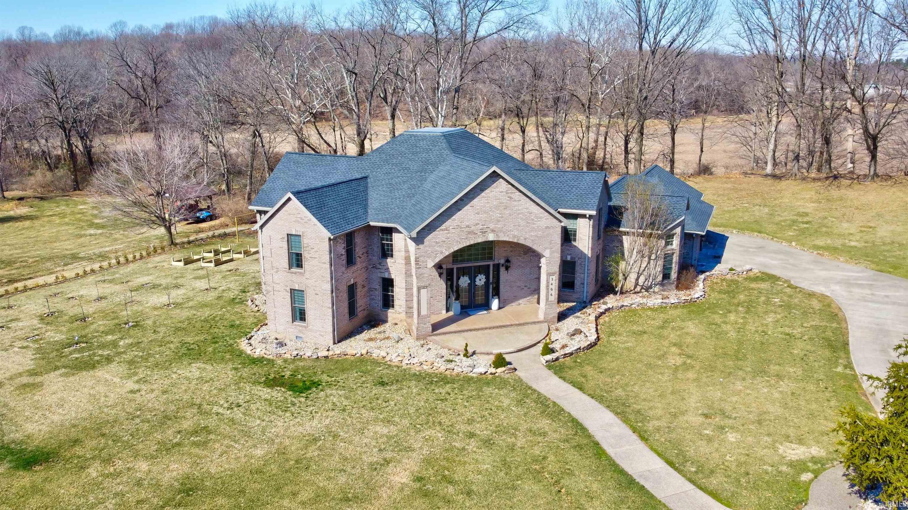 3406 E Douglas Drive