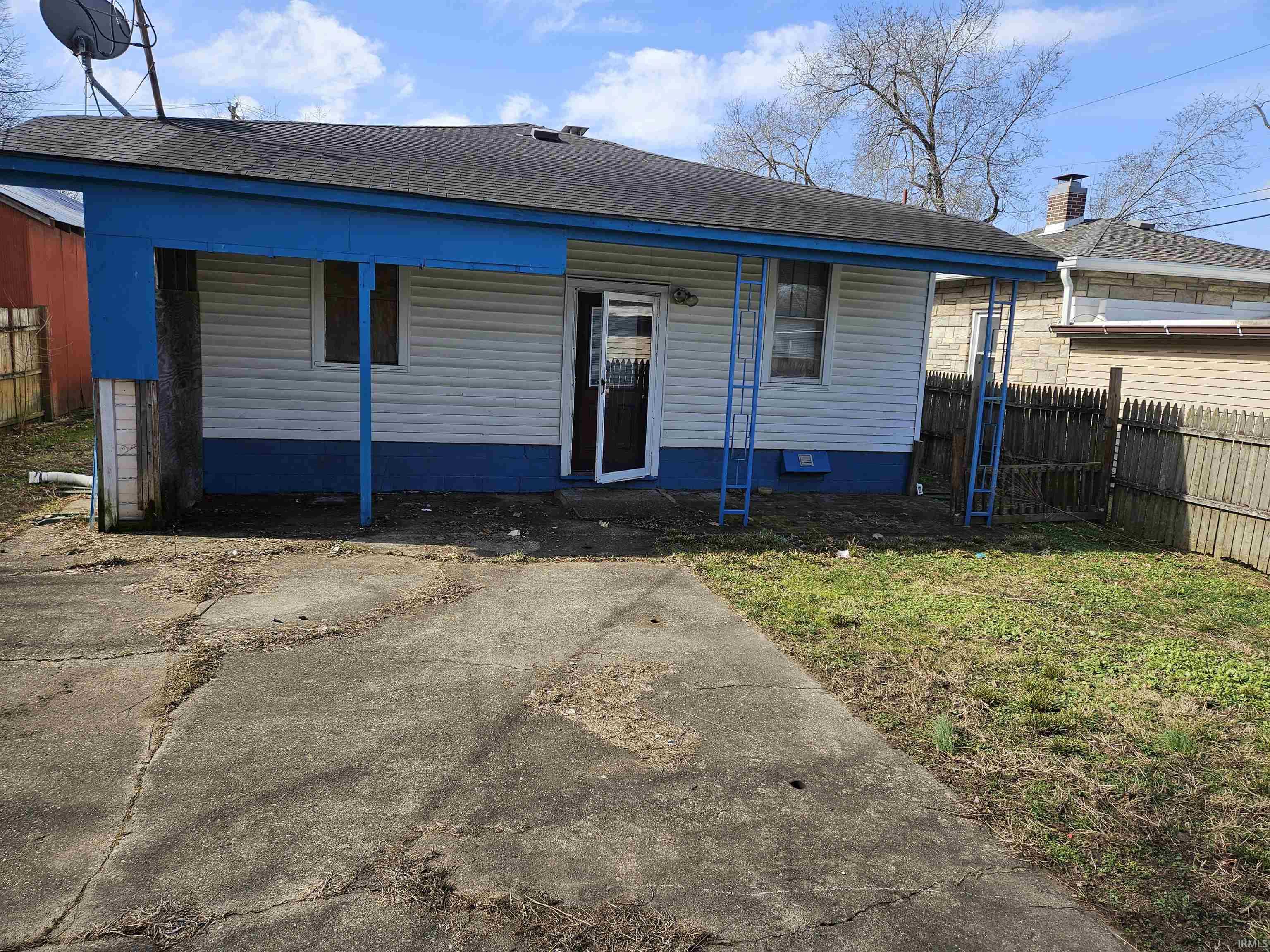 108 E Eberwine Avenue