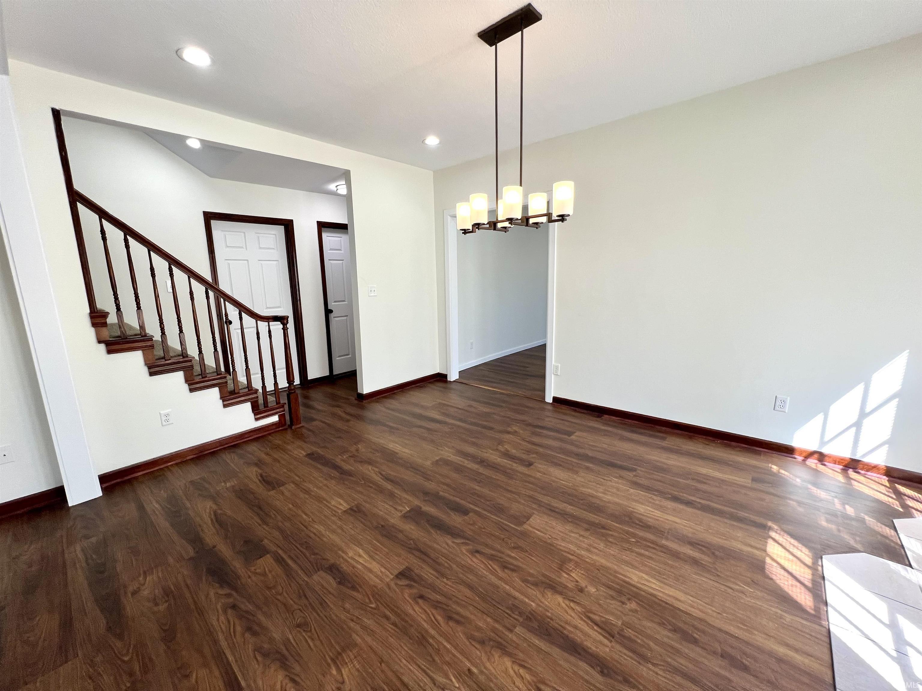 204 W Depot Street