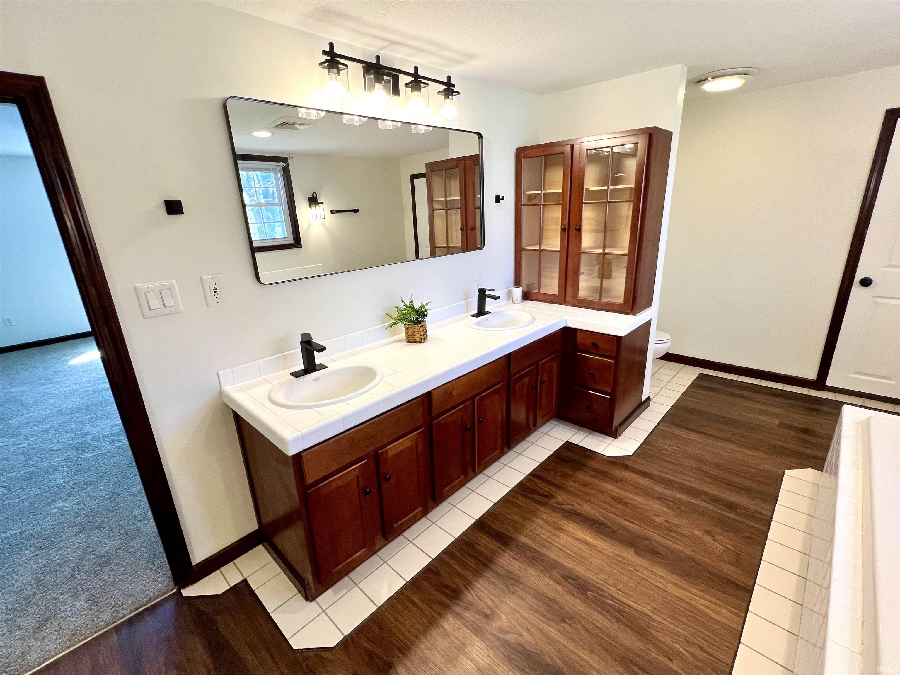 204 W Depot Street
