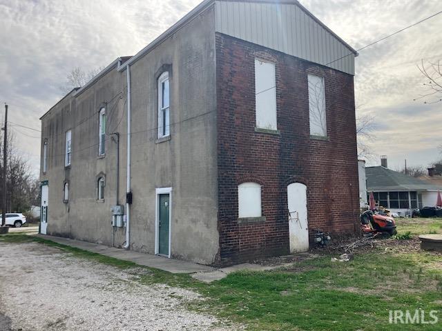 210 W Main
