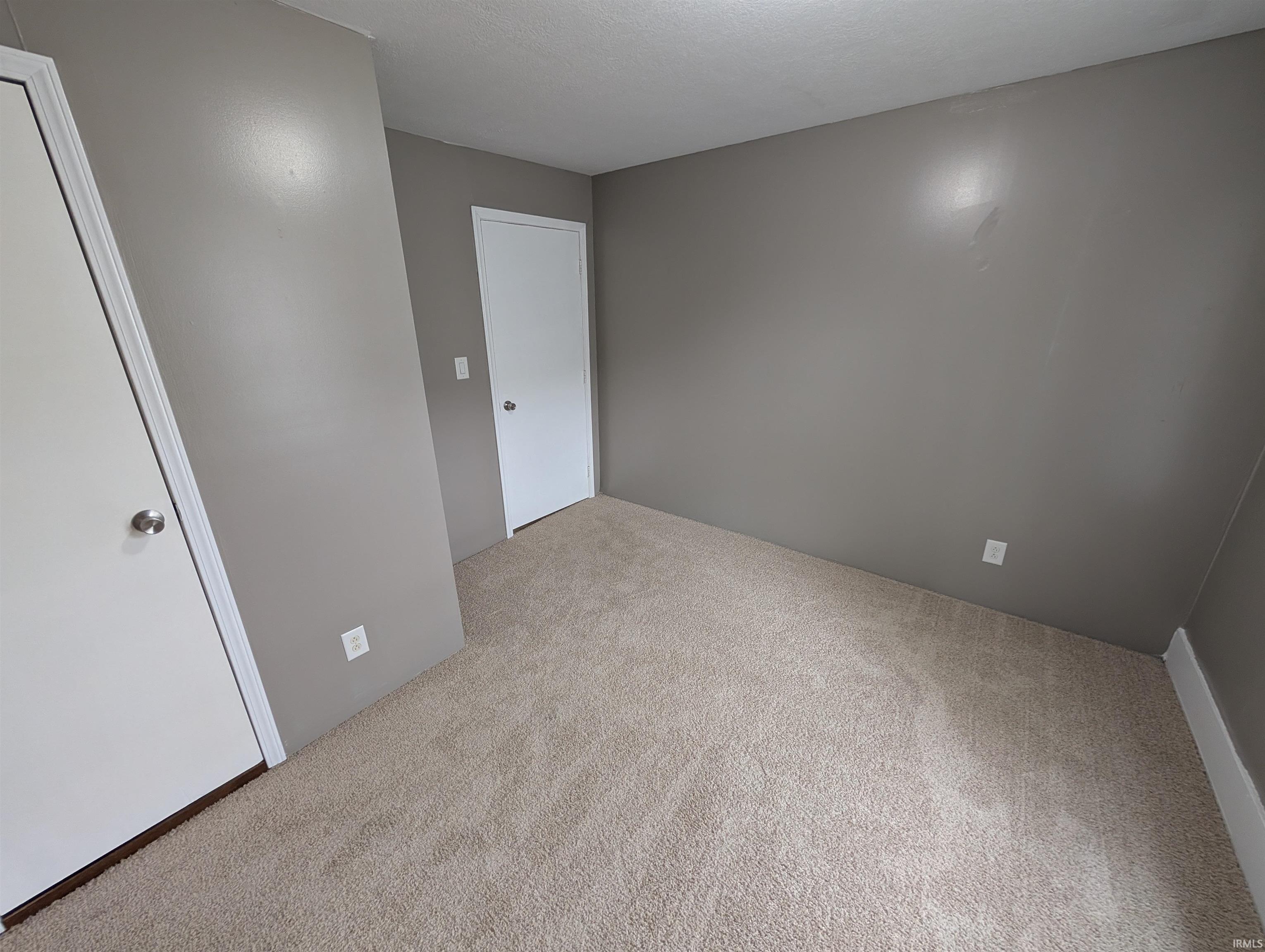 322 W 8th Street