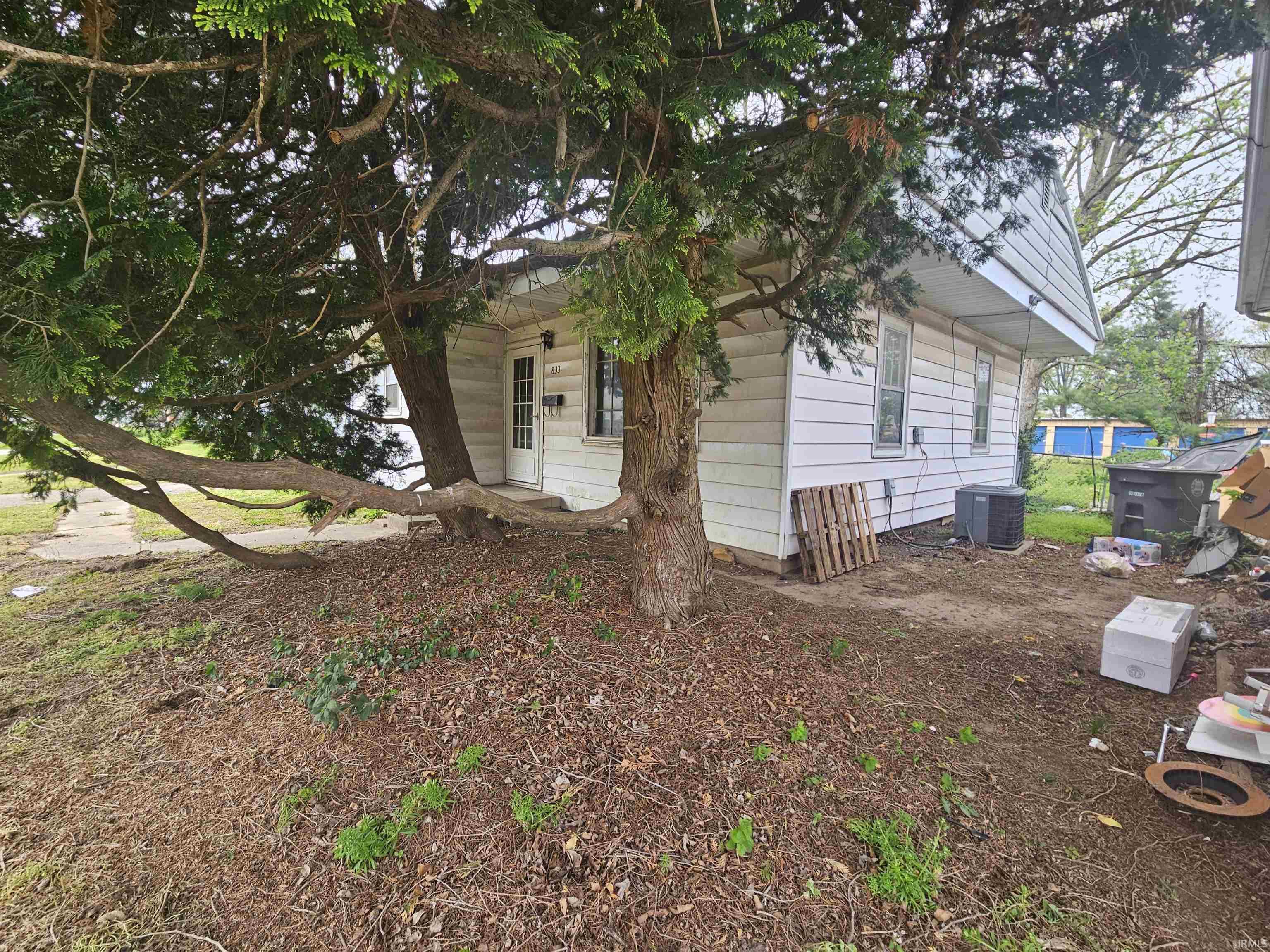 833 S 13th Street