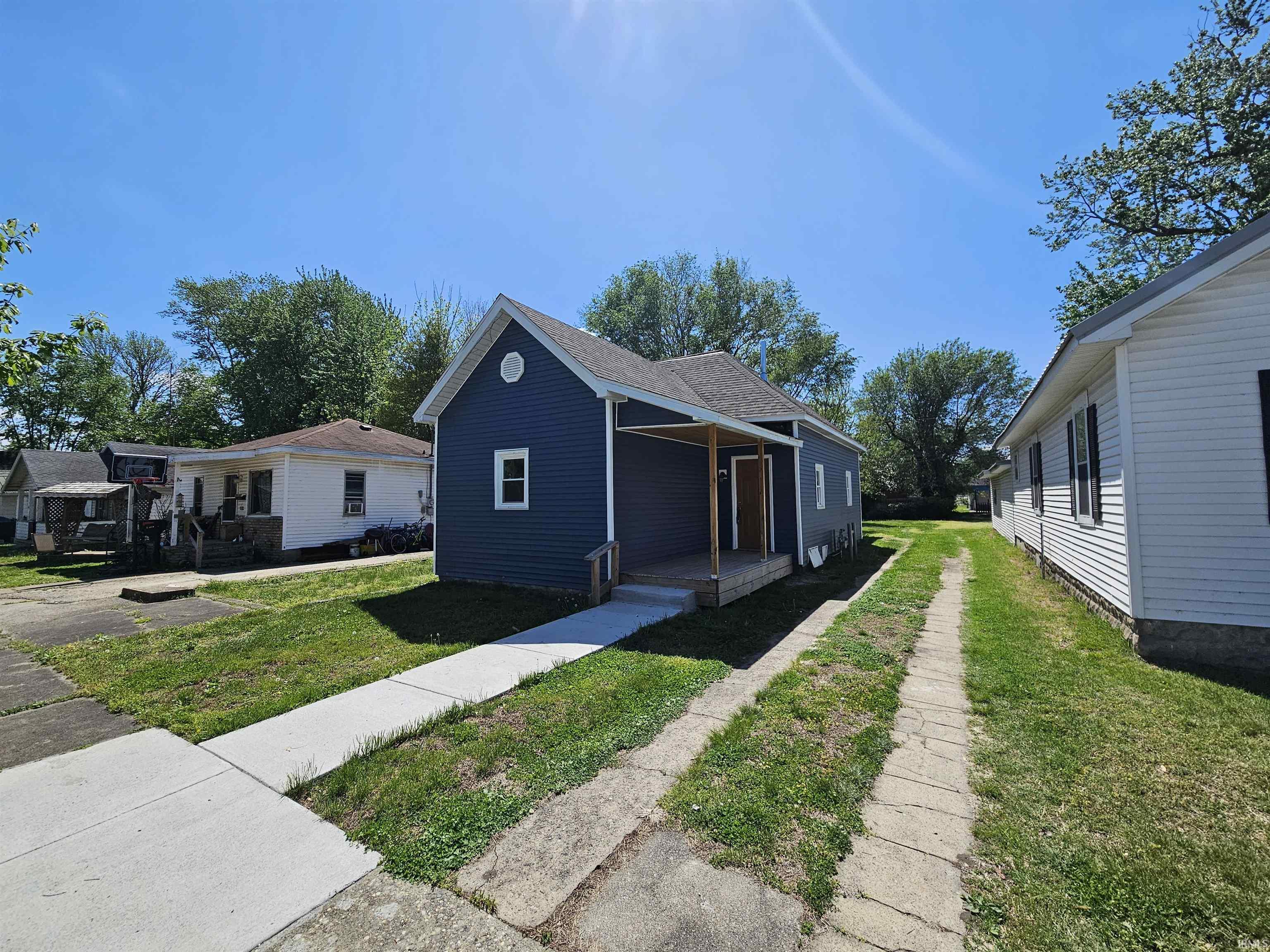 115 E Jefferson Avenue