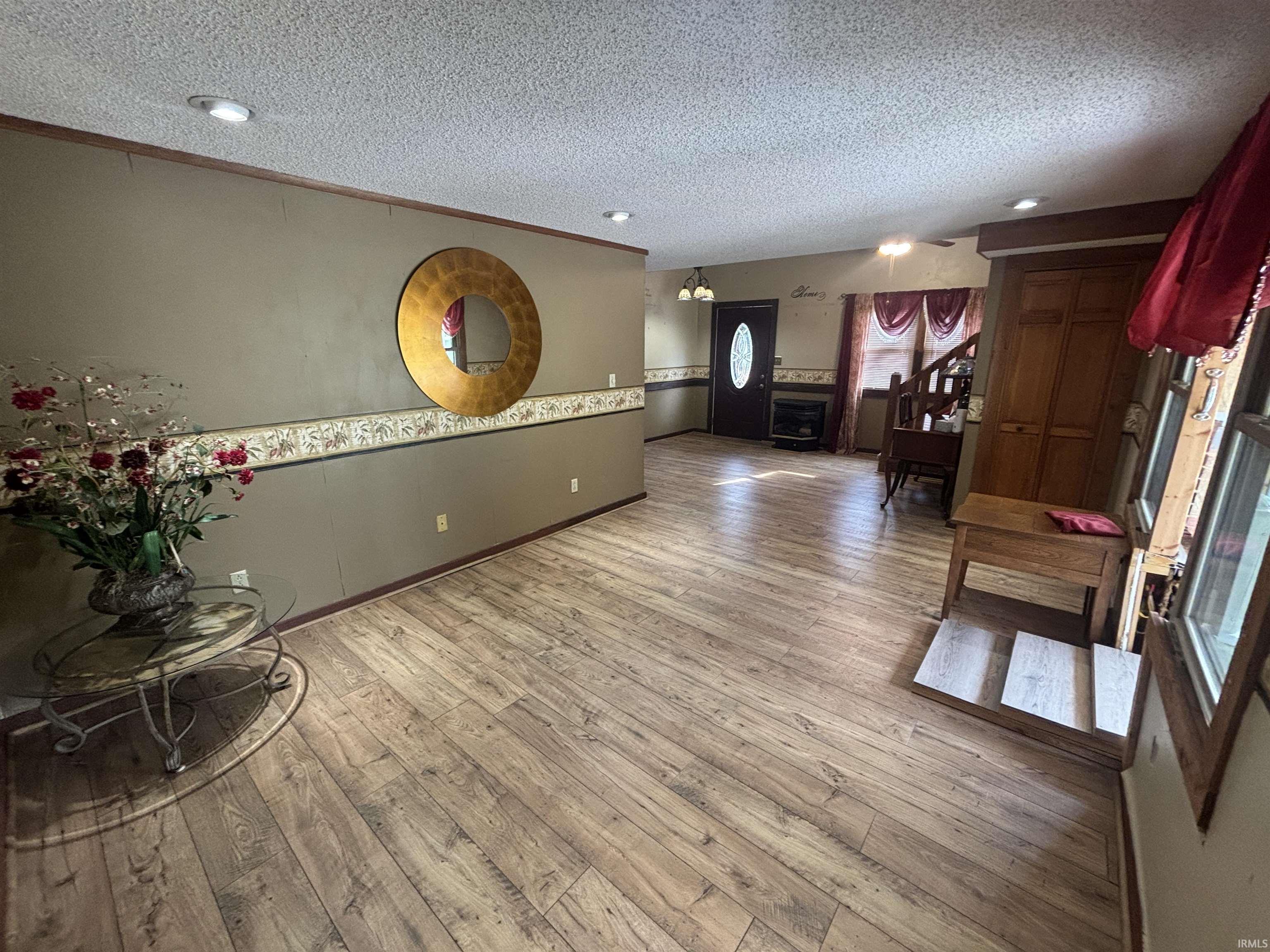 100 E 16th Street
