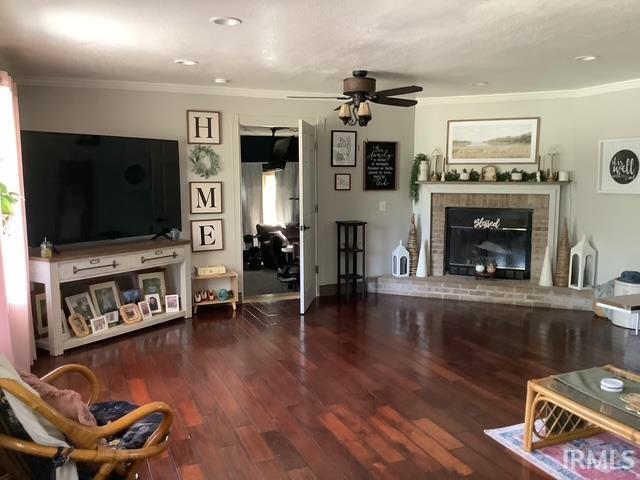 1931 S Sievers Road