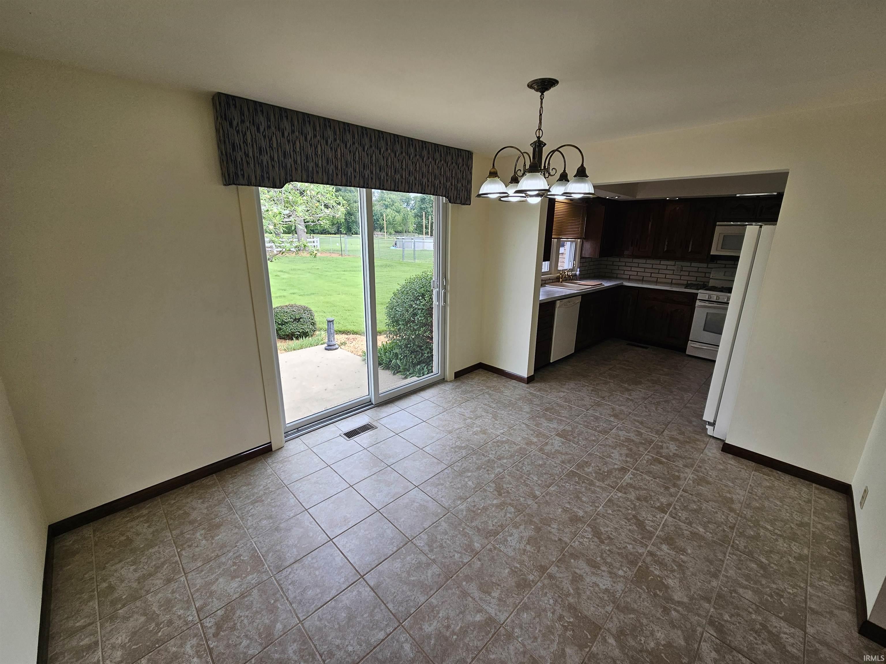 1346 S 6th Street Road