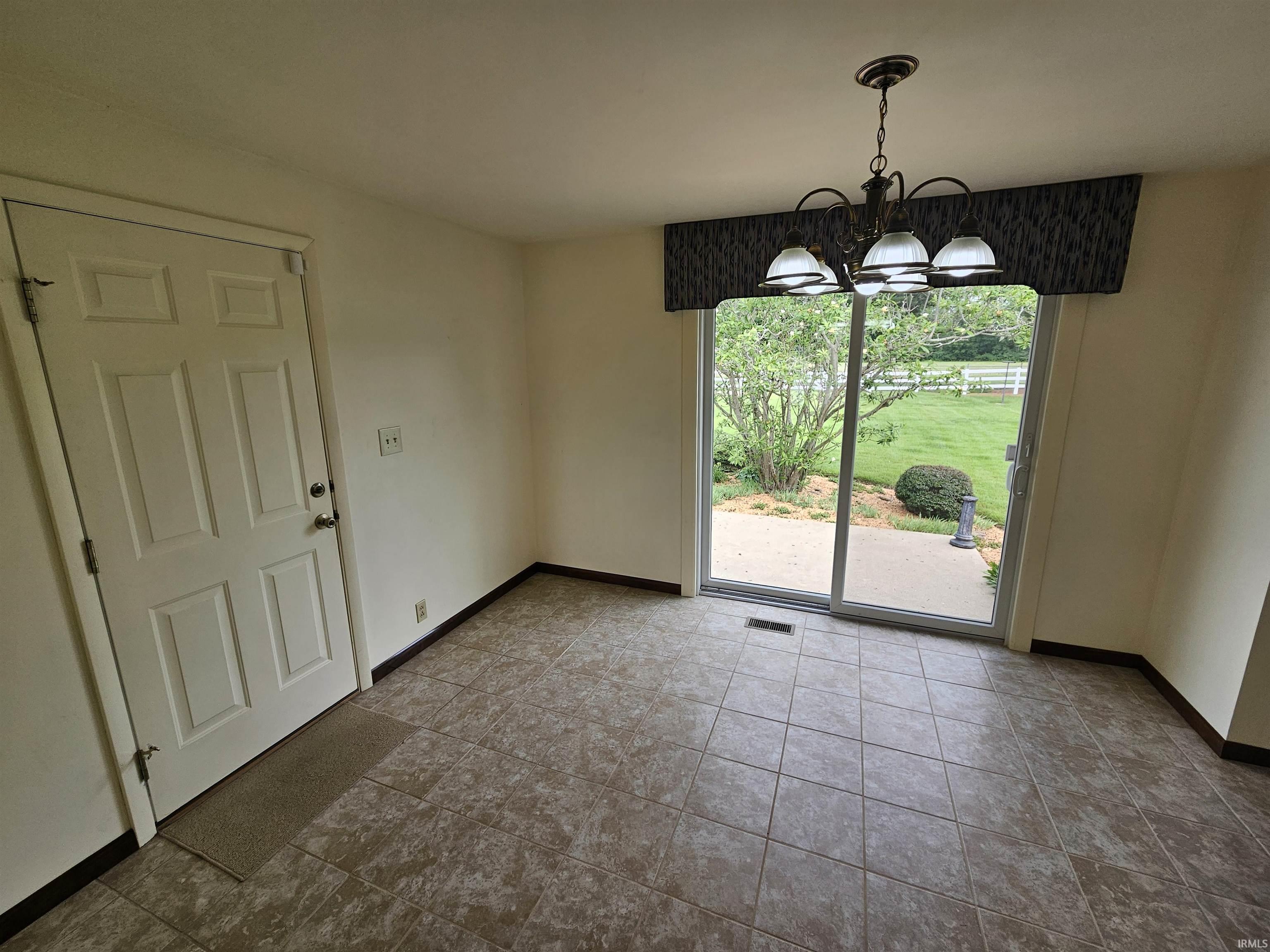 1346 S 6th Street Road