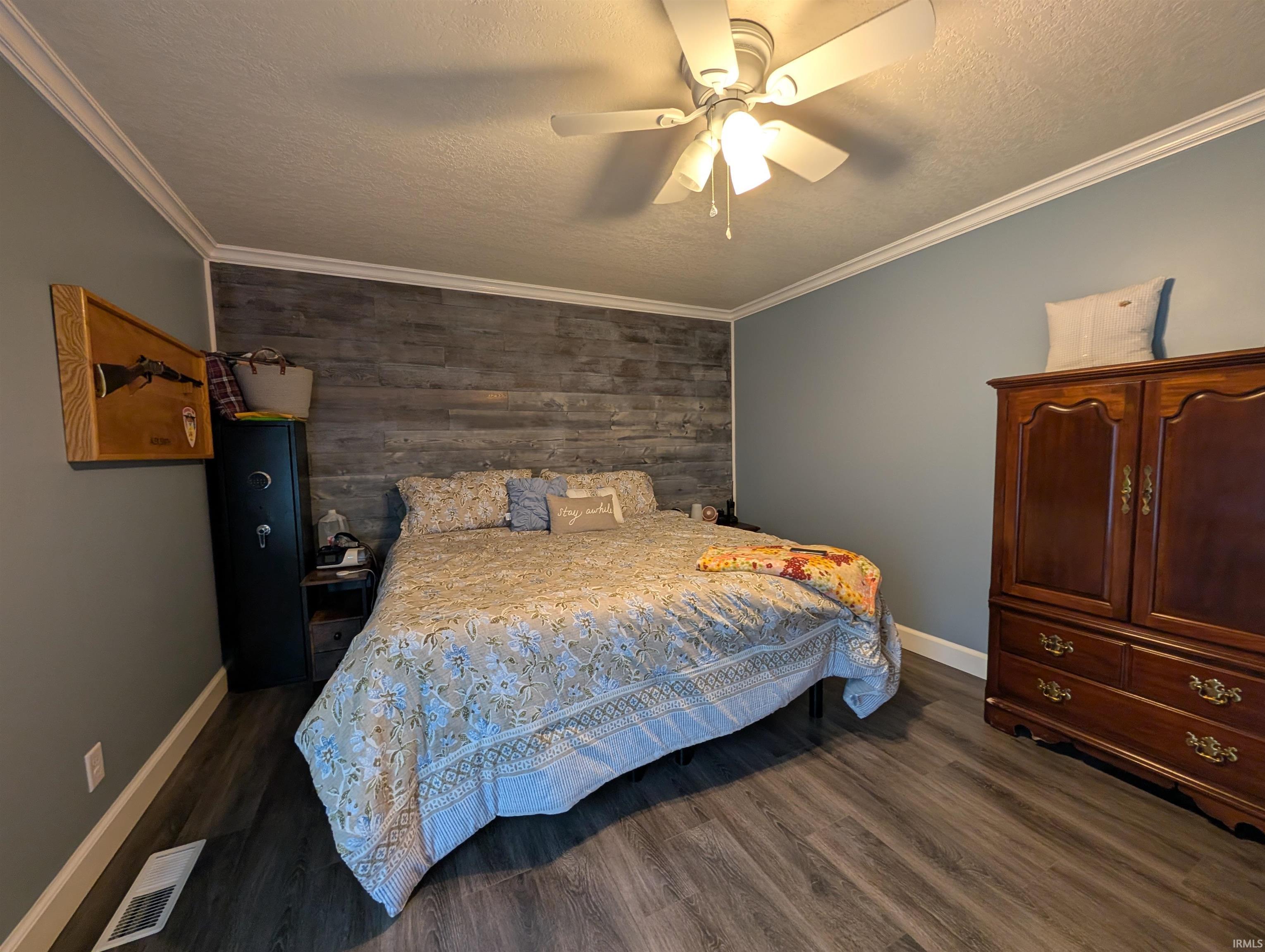 3423 E Meier Circle