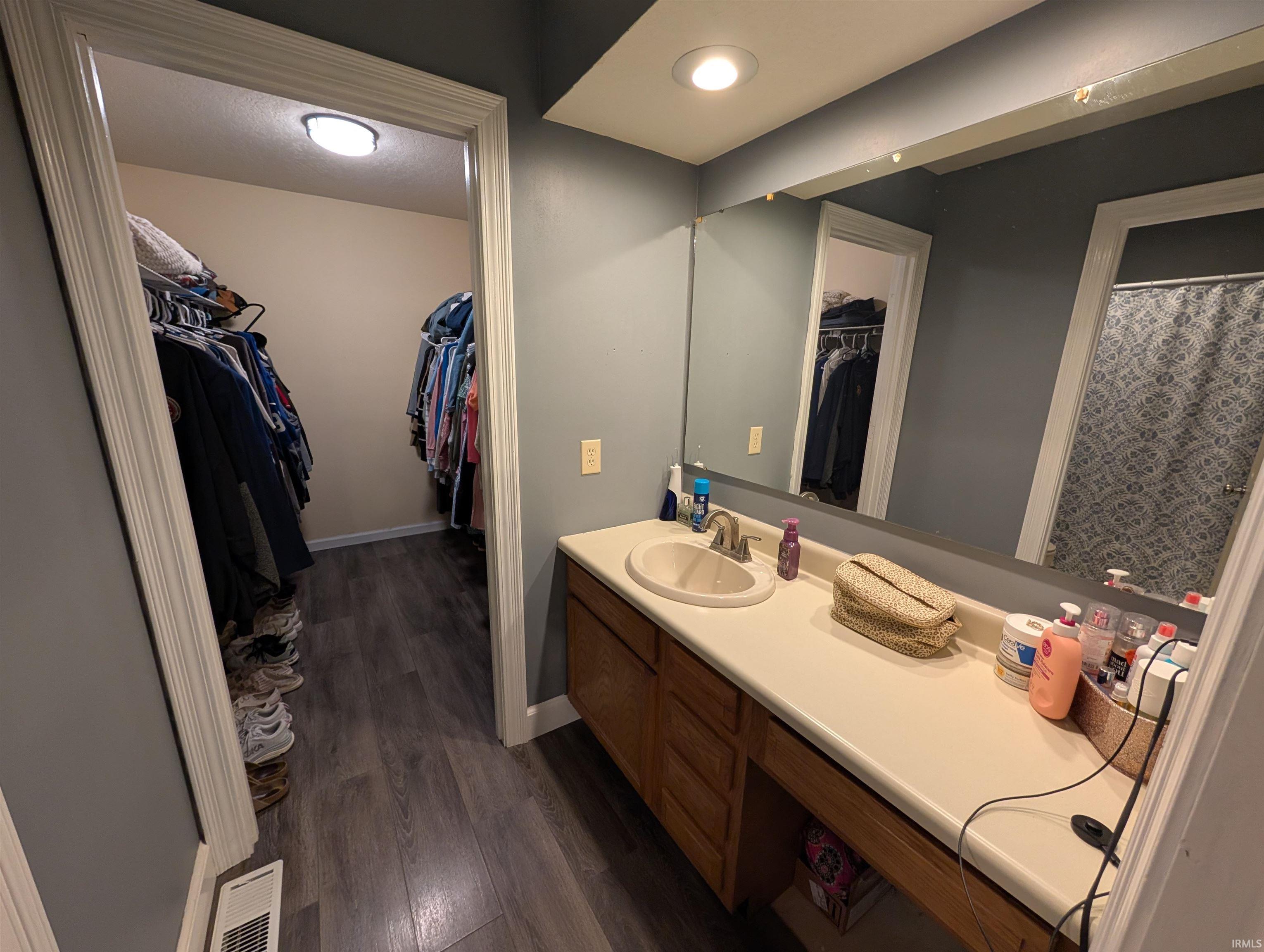 3423 E Meier Circle