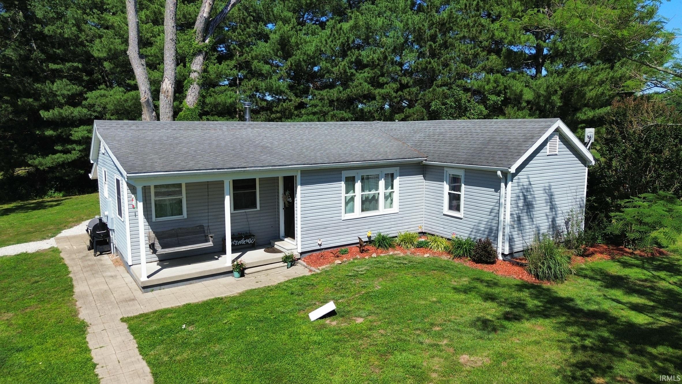 5768 N Old 41 Highway Vincennes IN