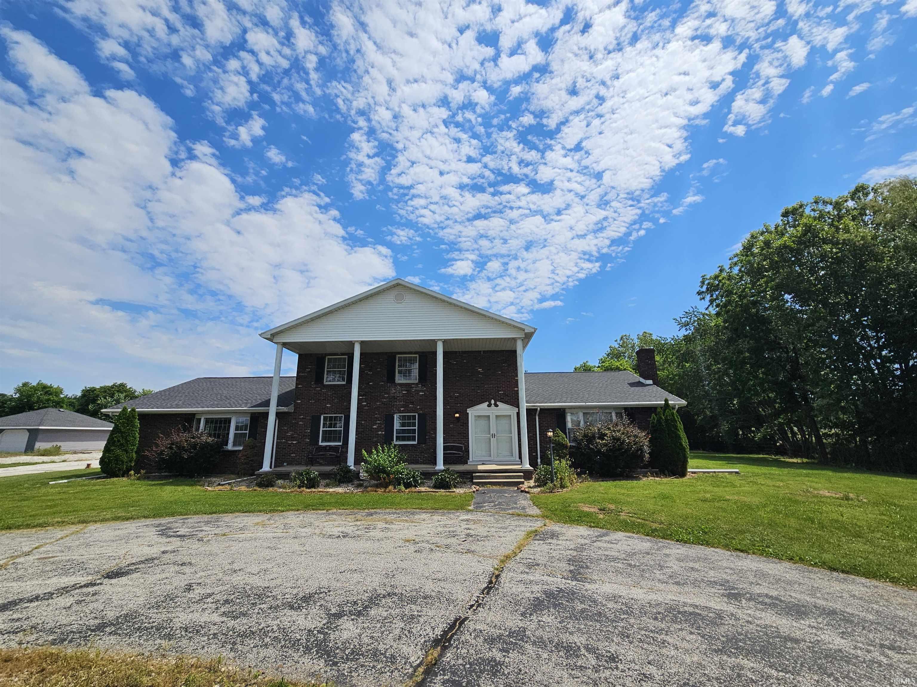 148 S Hickory Corner Road Vincennes IN