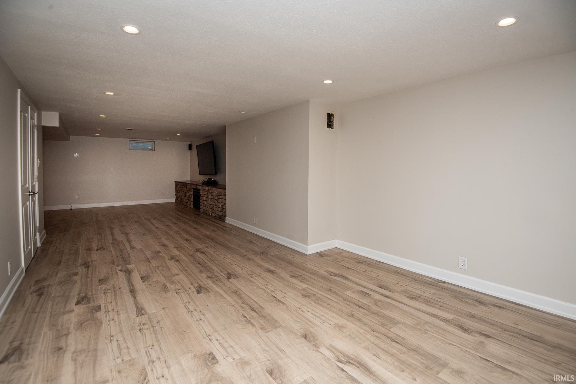 2513 E St Rd 61