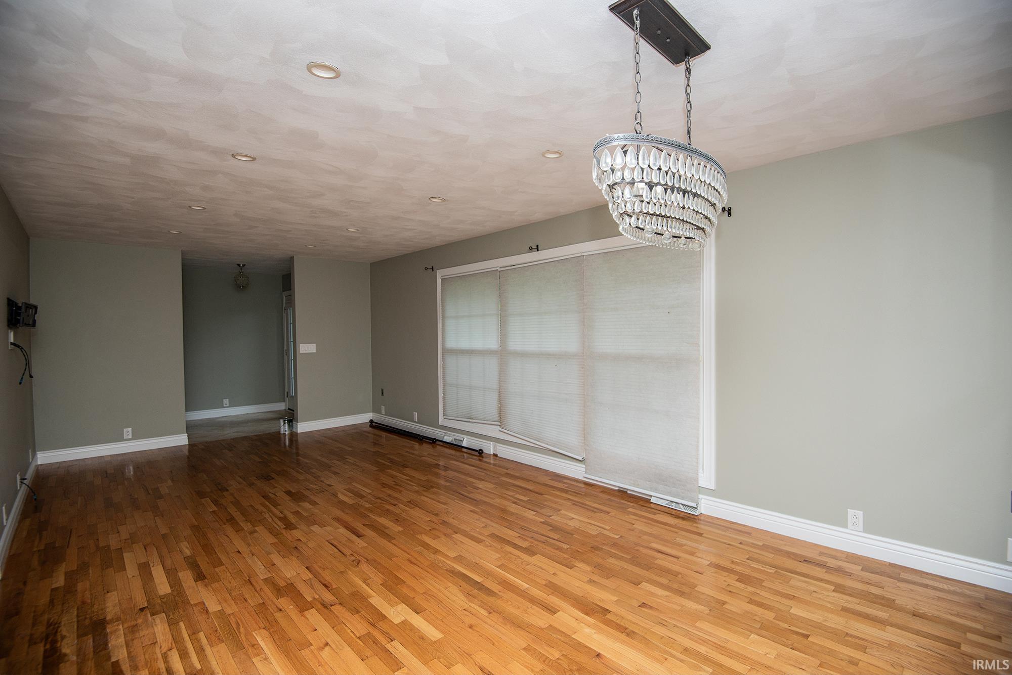2513 E St Rd 61