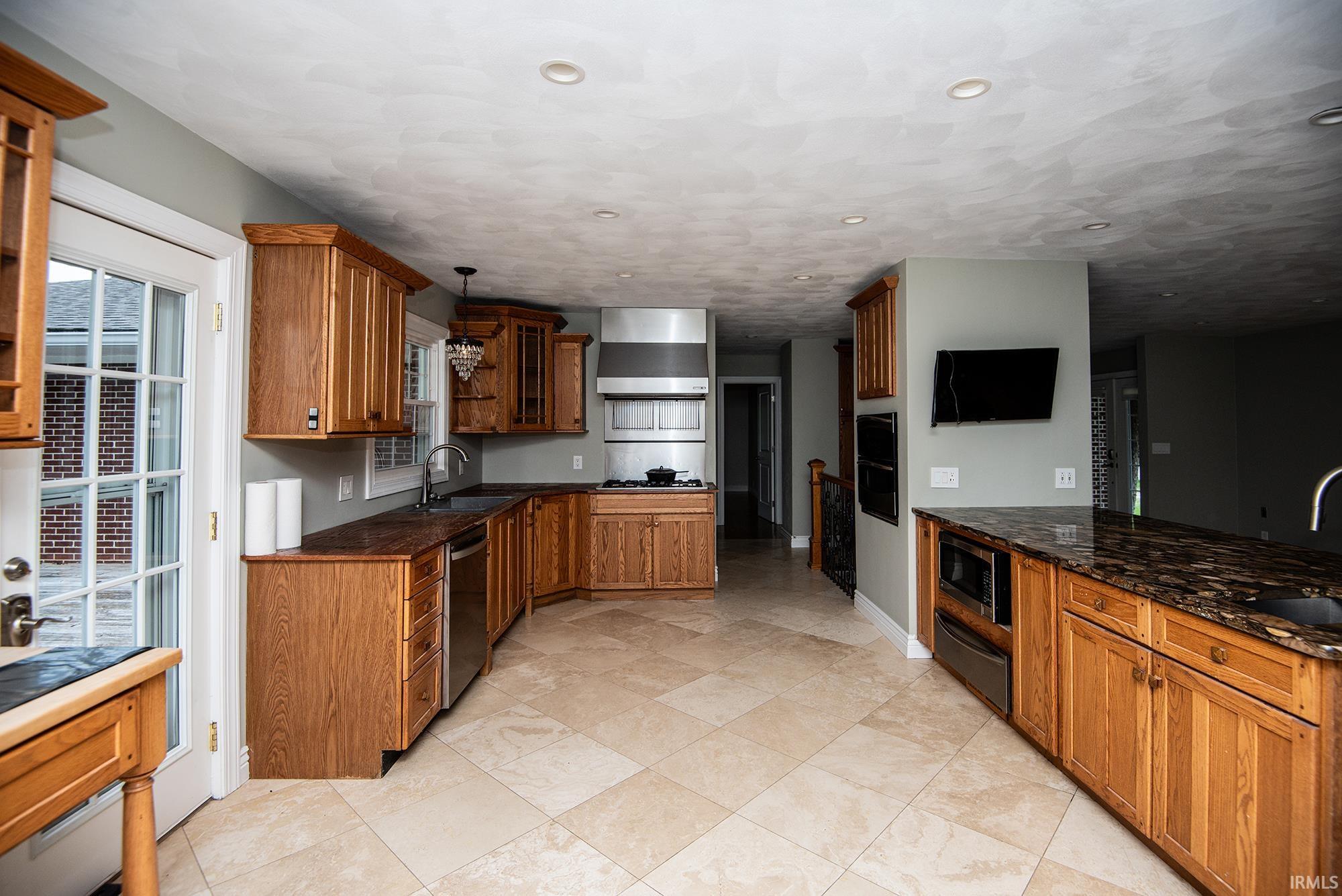 2513 E St Rd 61