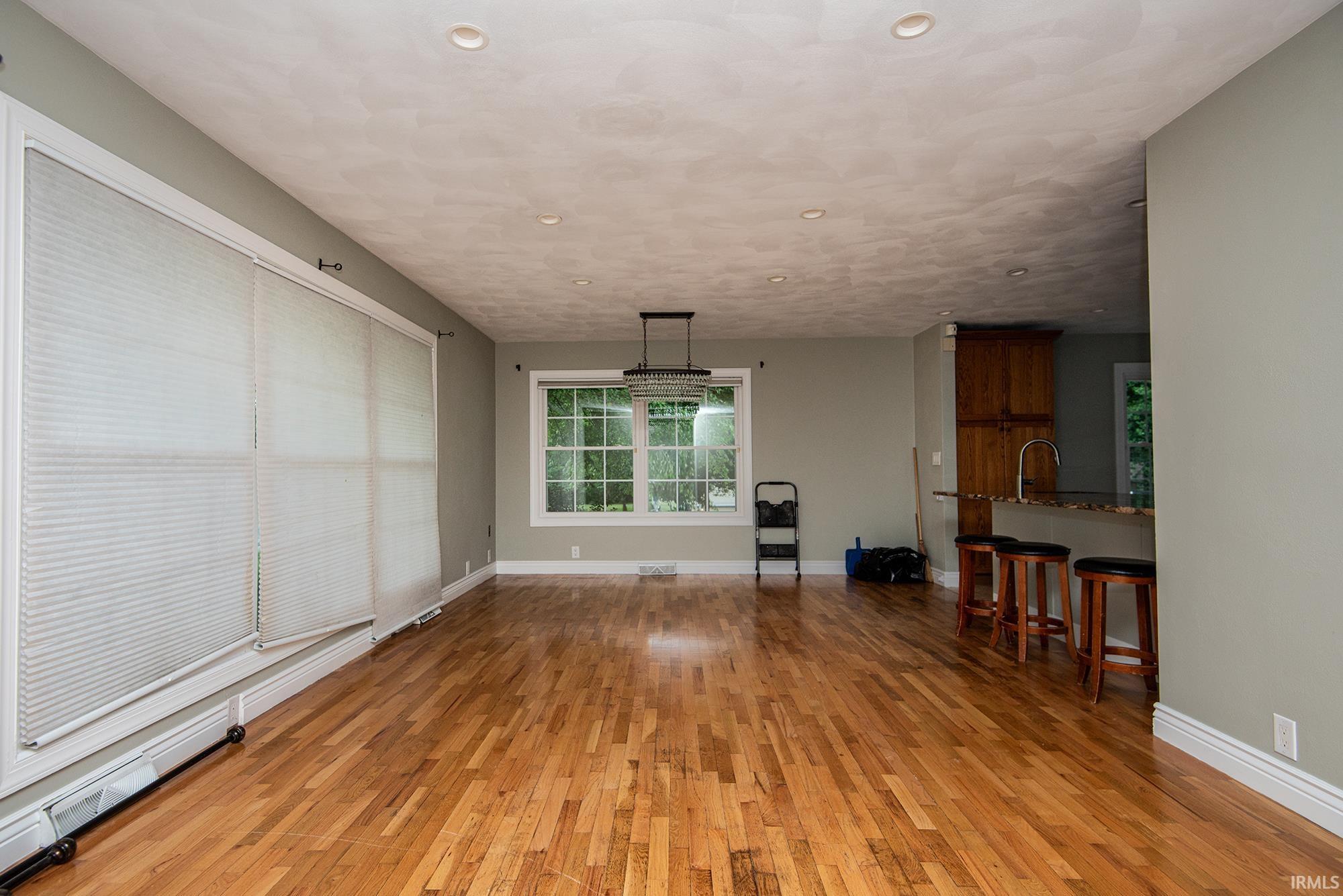 2513 E St Rd 61
