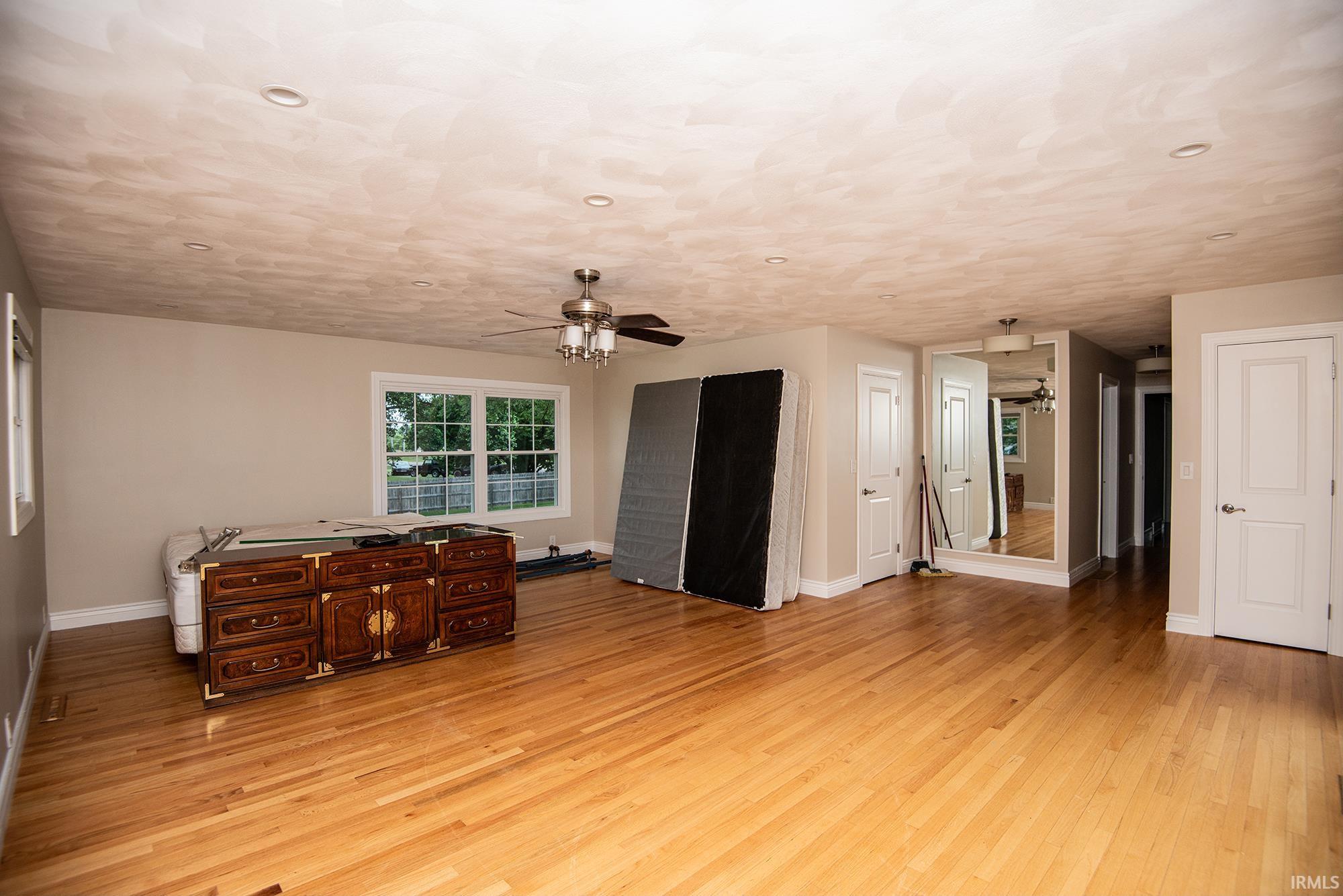 2513 E St Rd 61