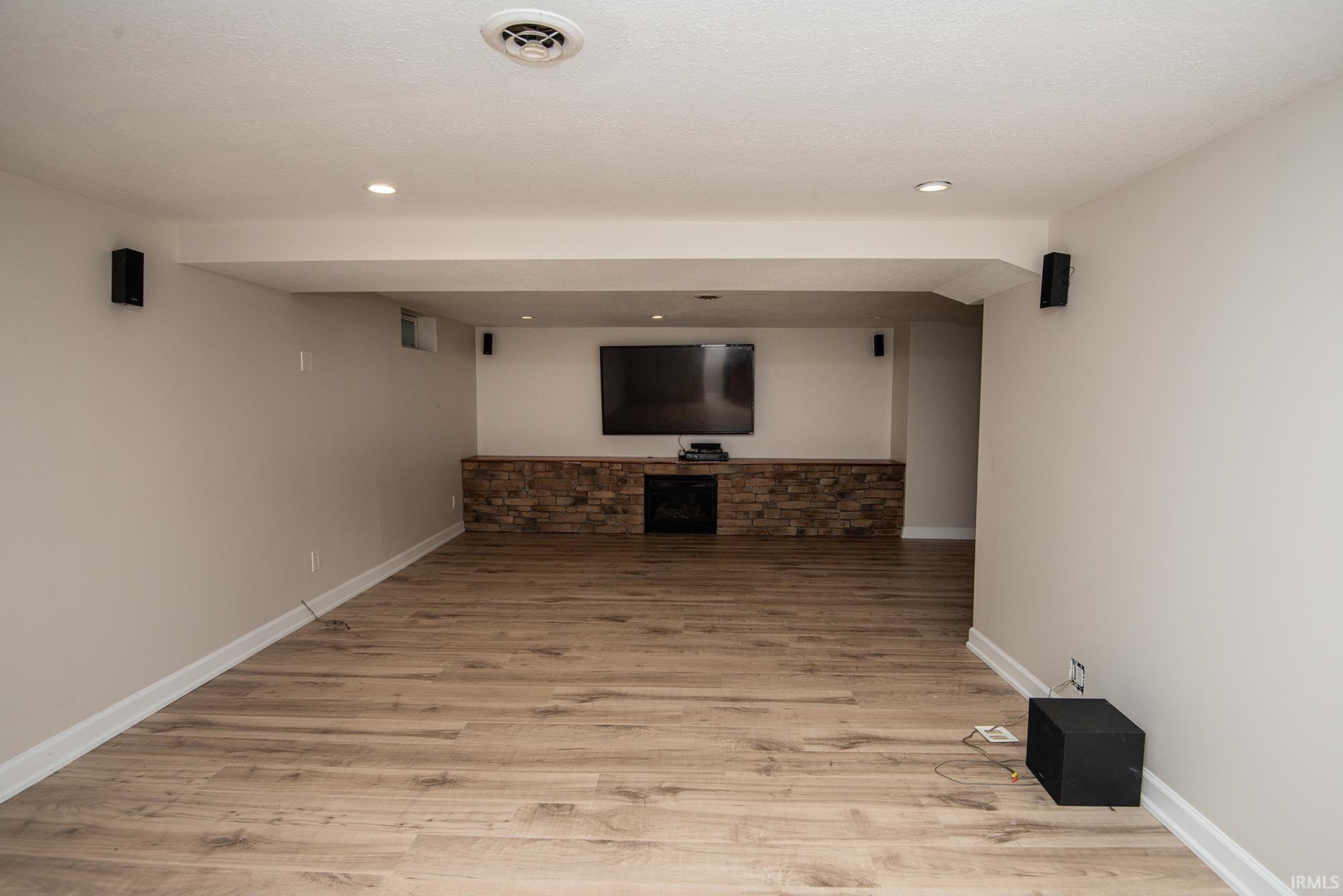 2513 E St Rd 61